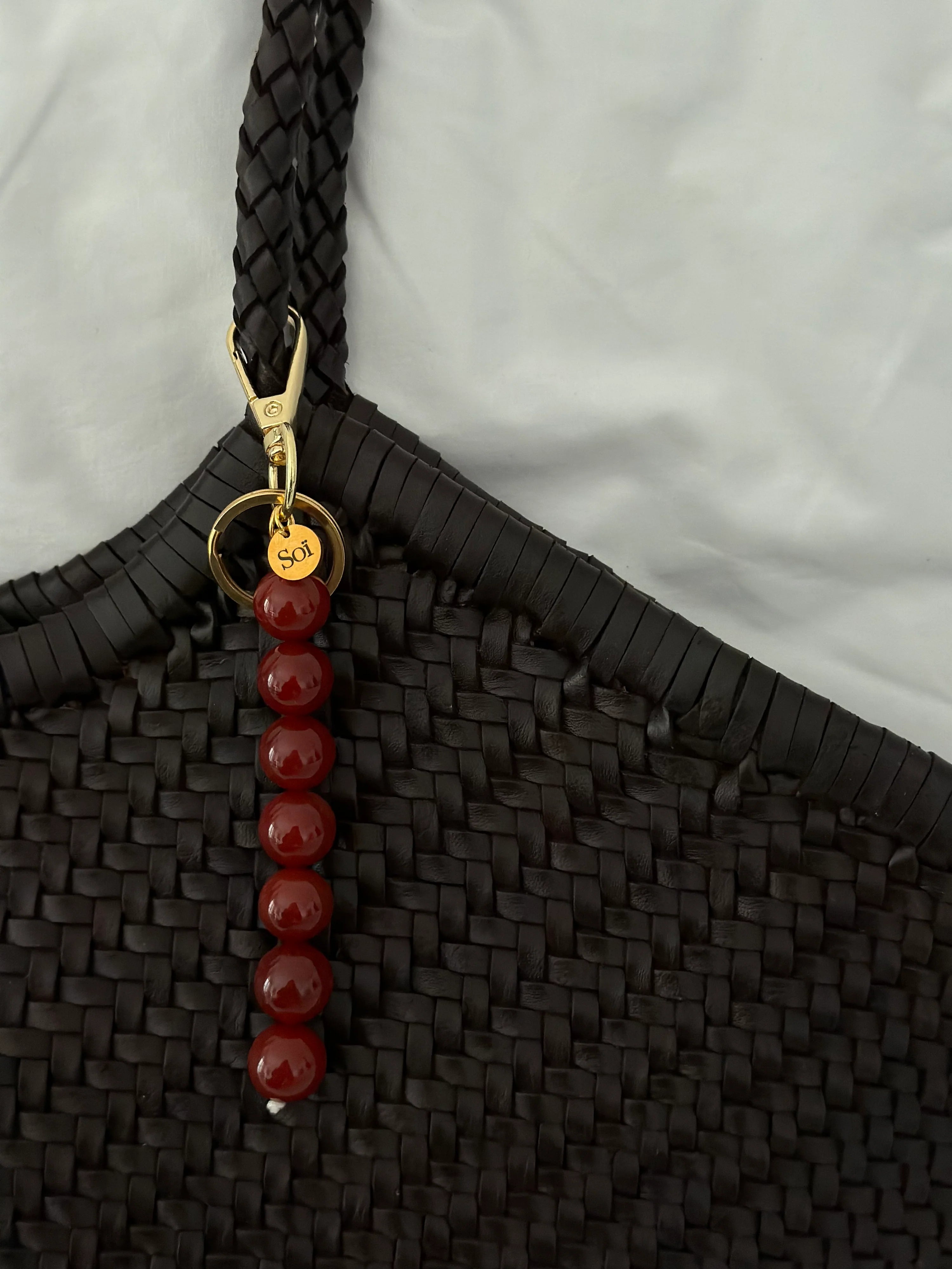 Cali Rød Jade Nøglering fra Soï Copenhagen – køb hos butikalrum.dk