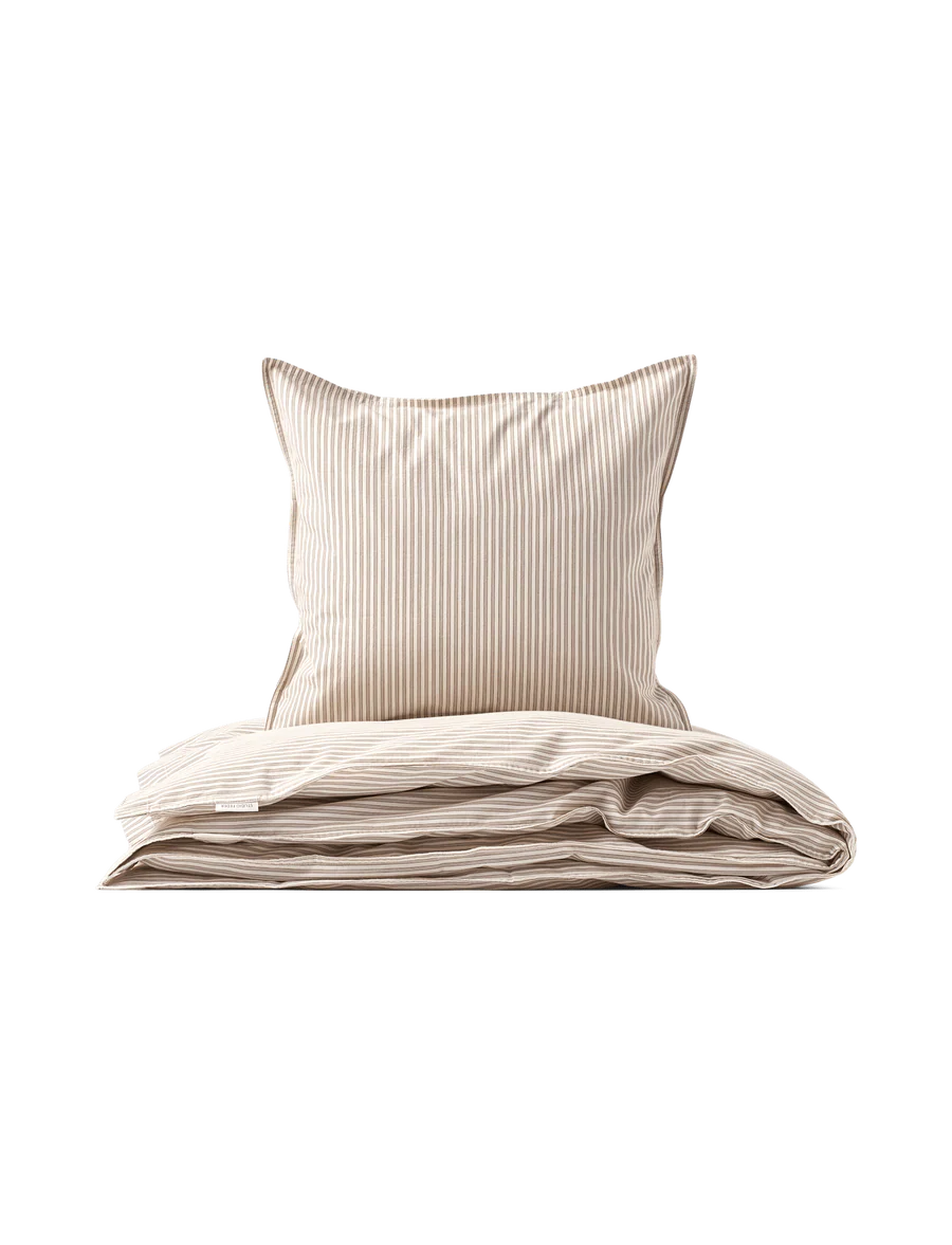 Sengetøj Brown Beach Stripe – køb hos butikalrum.dk