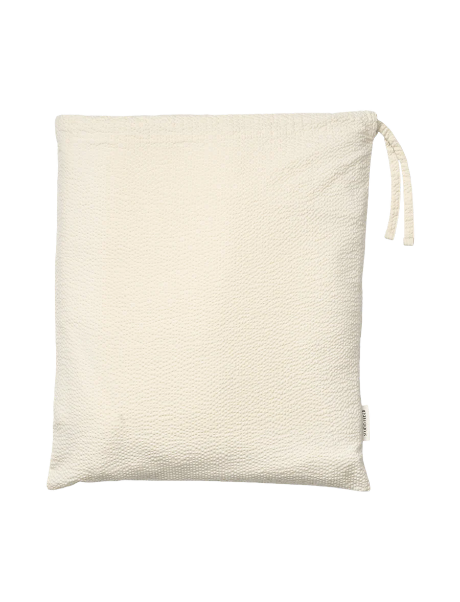 Sengetøj Bæk & Bølge Undyed – køb hos butikalrum.dk