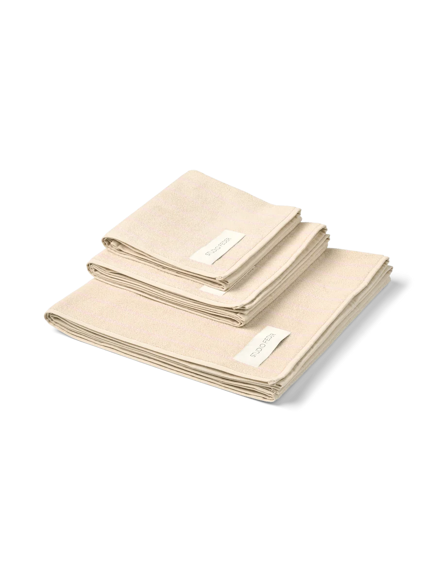 Una Håndklæde - Blossom Rain - 70x140