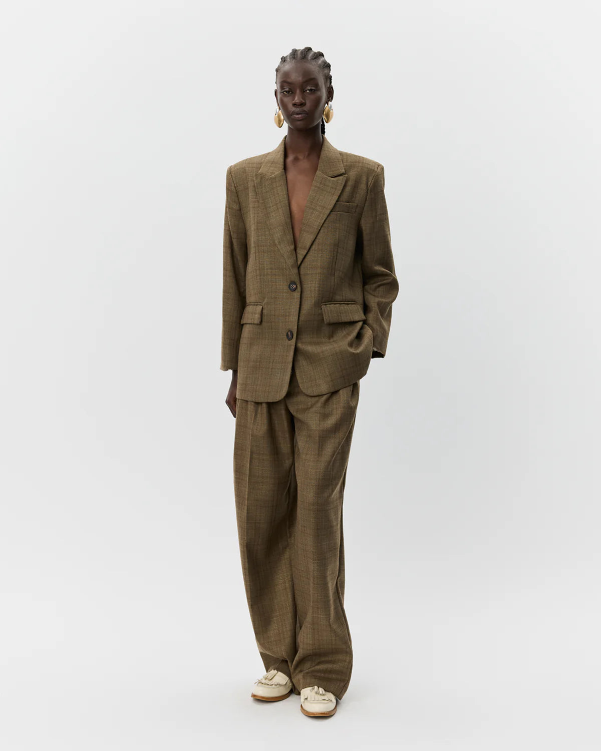 Tweedbukser fra Sofie Schnoor med wide leg og læg – køb til kvinder hos butikalrum.dk