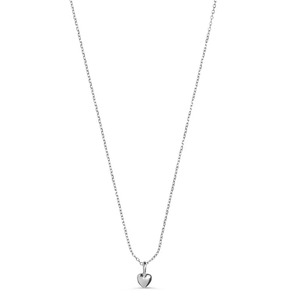 Amore Necklace fra ENAMEL Copenhagen i 925 sterlingsølv med fyldigt hjertevedhæng i flere farver | Køb hos Butikalrum.dk