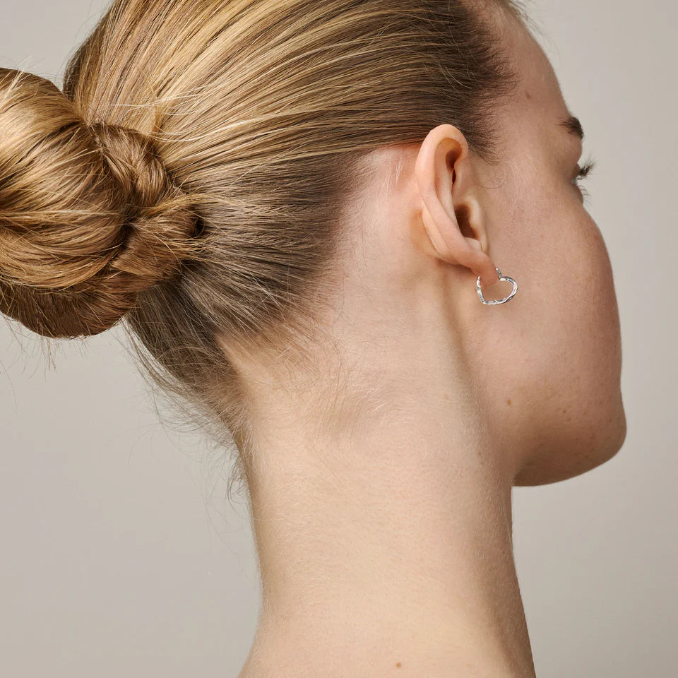 Hoops formet som hjerter i sterling sølv, 14 cm.