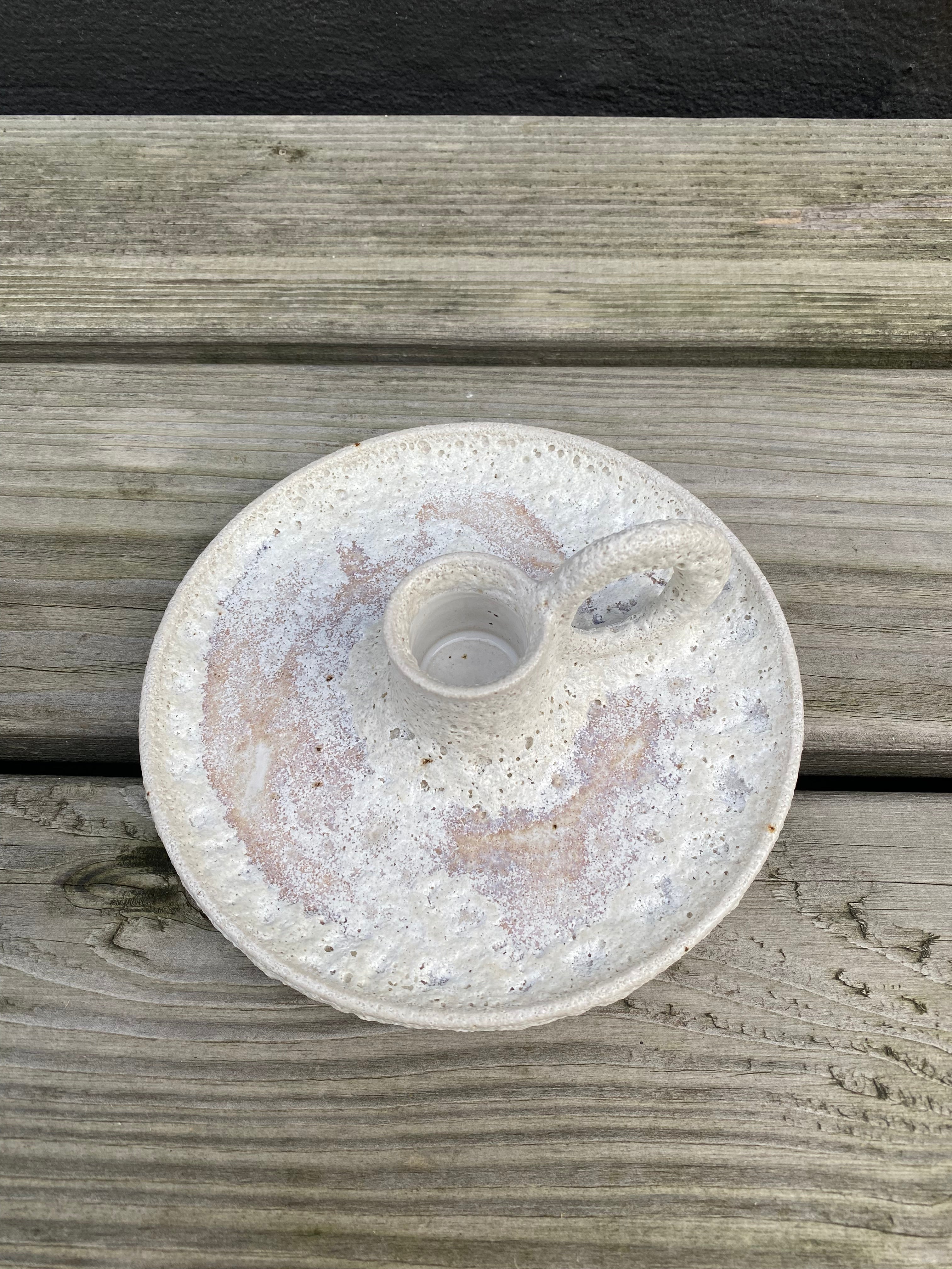 Lysestage med kraterglasur