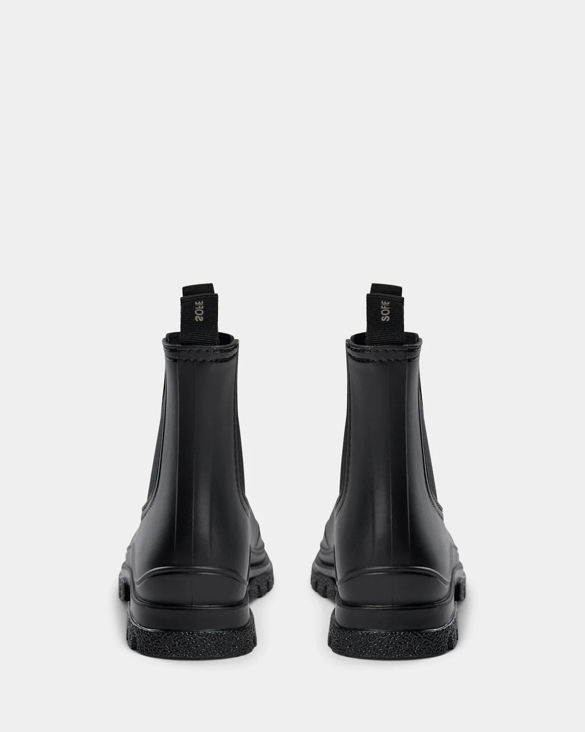 Sofie Schnoor sorte gummistøvler – stilrene og vandtætte støvler med god komfort og solidt greb.