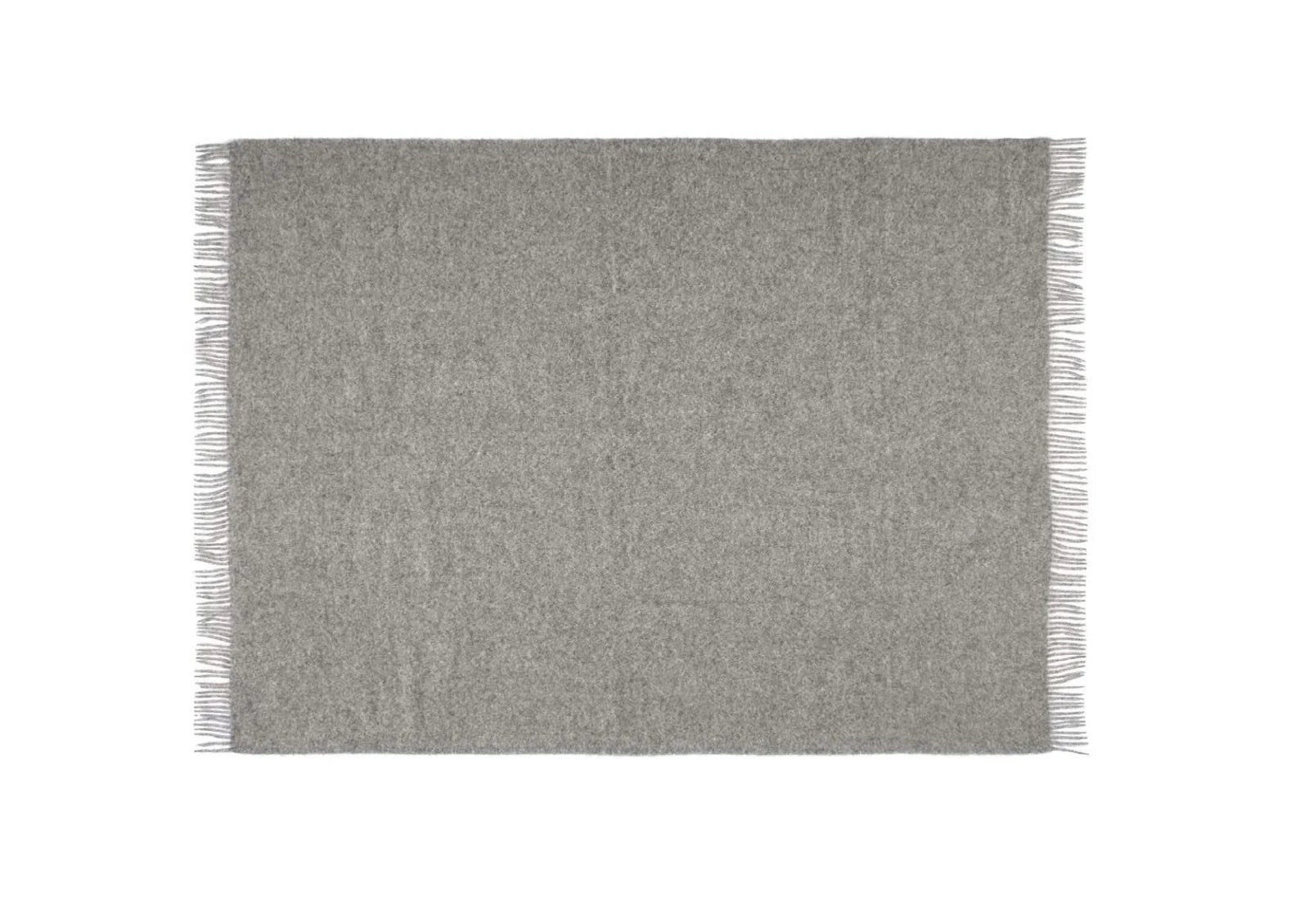Season plaid fra Silkeborg Uldspinderi i Medium Grey, 130x200 cm, vævet i 100% New Zealandsk lammeuld – køb hos butikalrum.dk.
