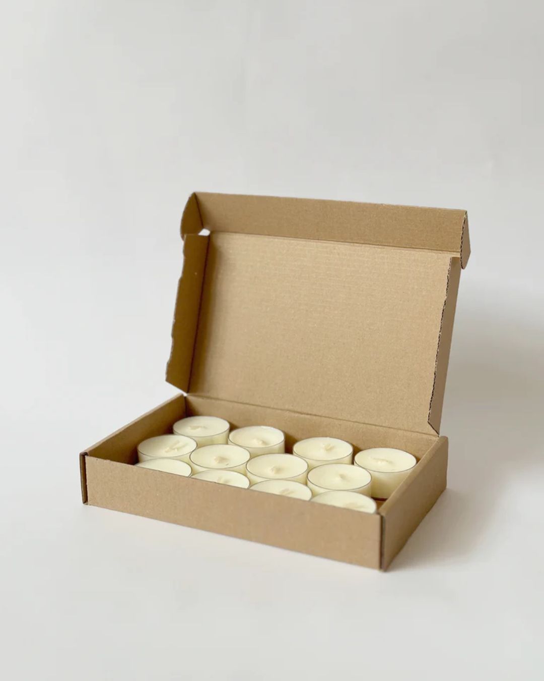 12 stk. bæredygtige fyrfadslys i stearin fra Åbenlys