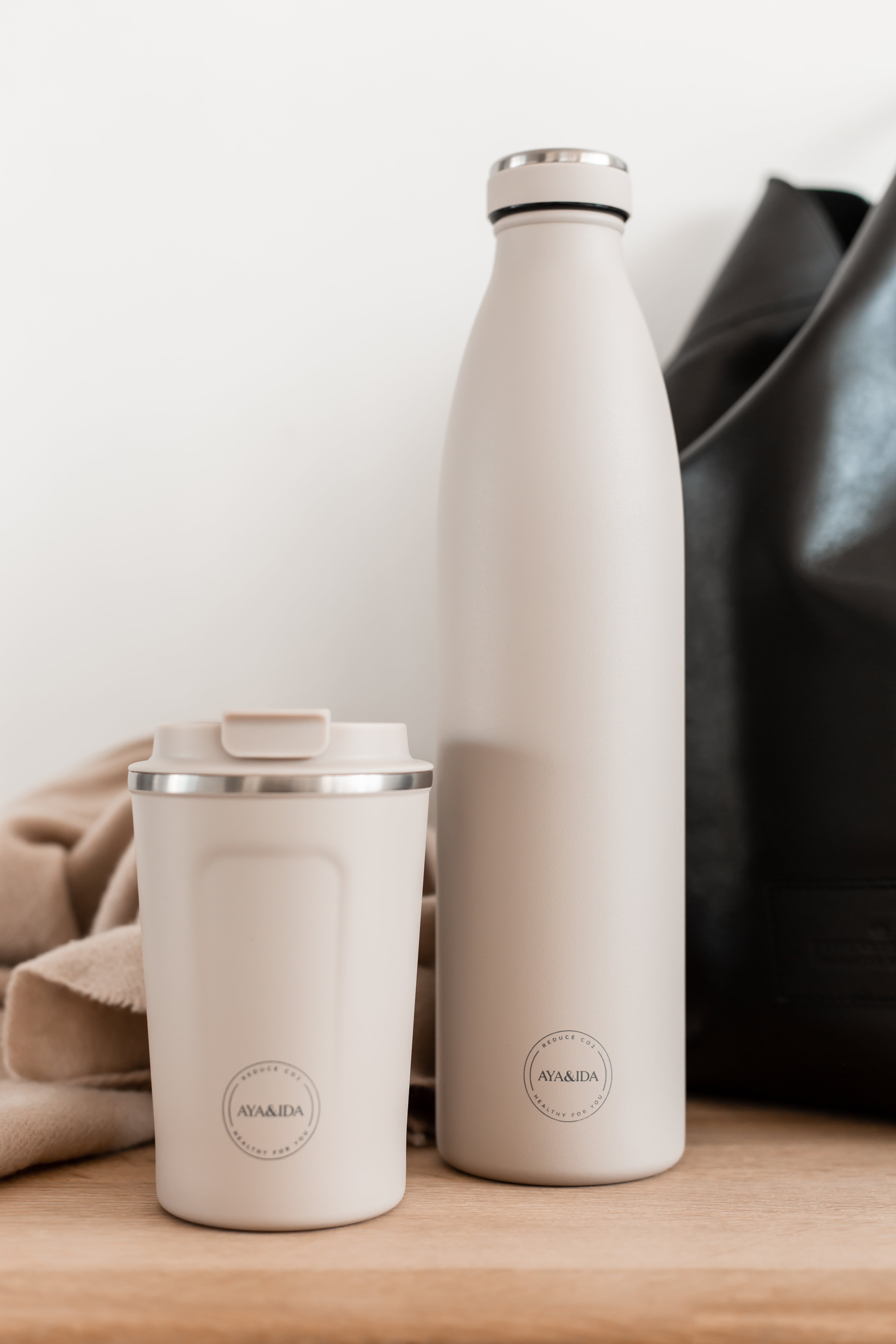 ayaogida-termo-vandflaske-creambeige