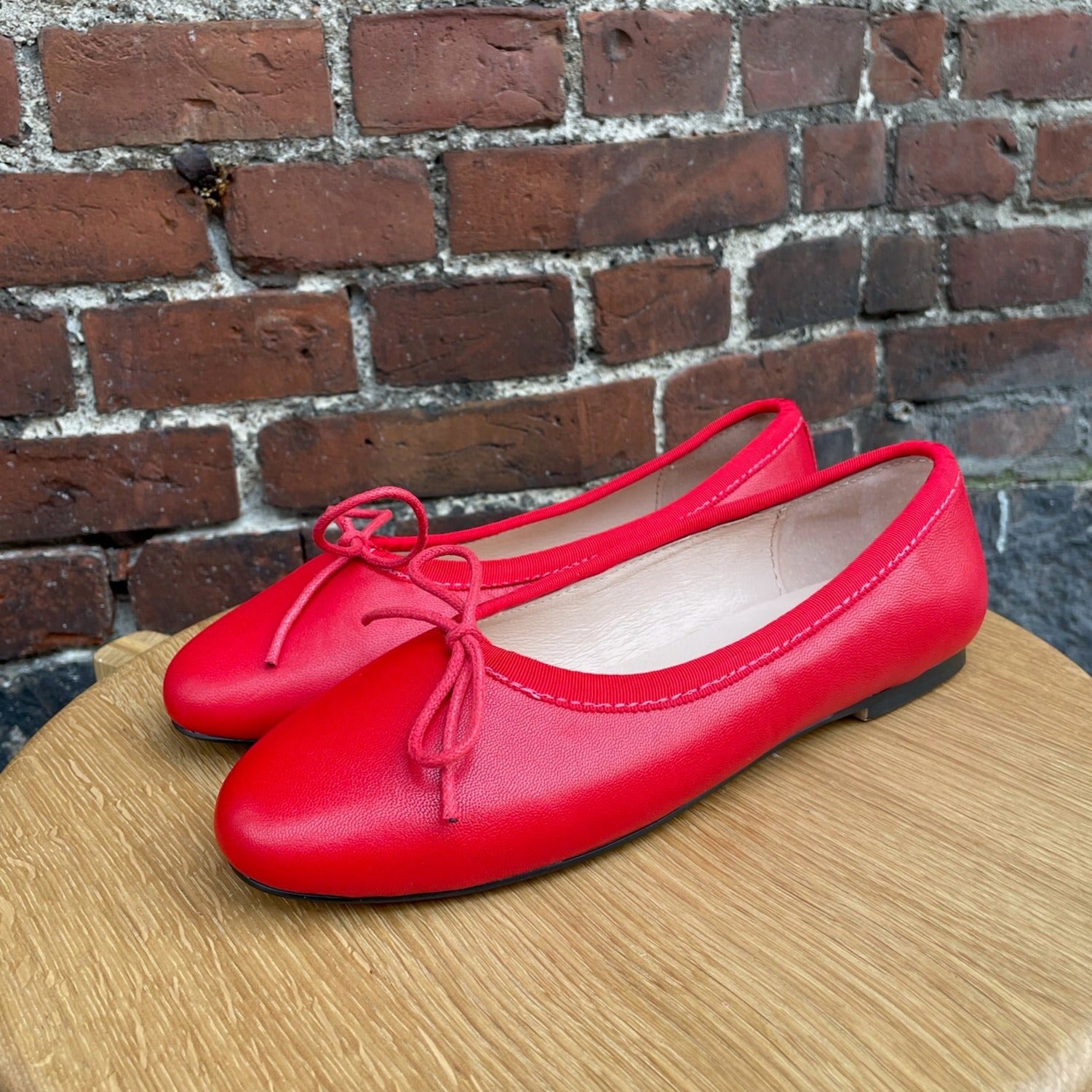 Ballerina-red