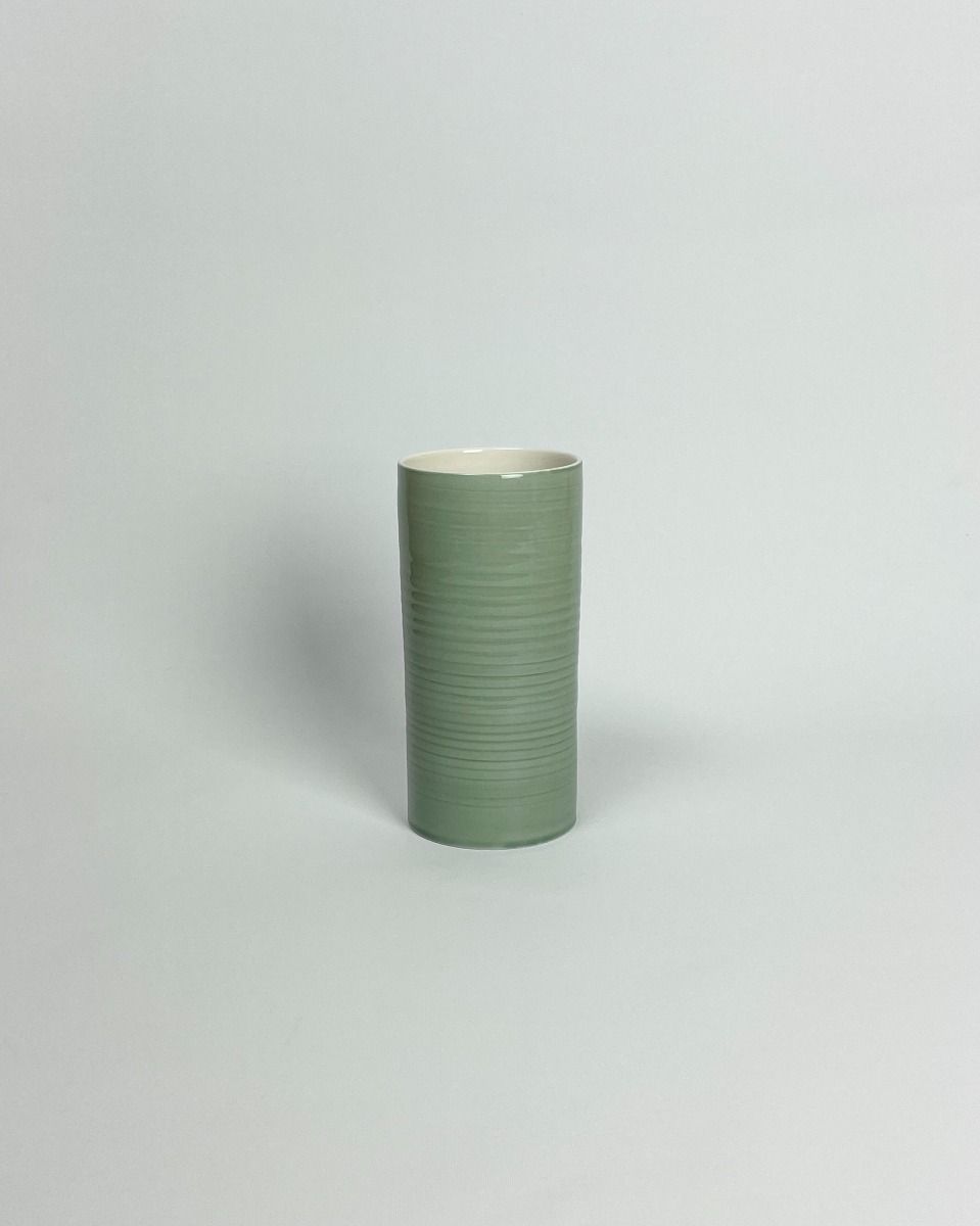 Anne Black Bloom vase Large i jadegrøn porcelæn – køb hos butikalrum.dk