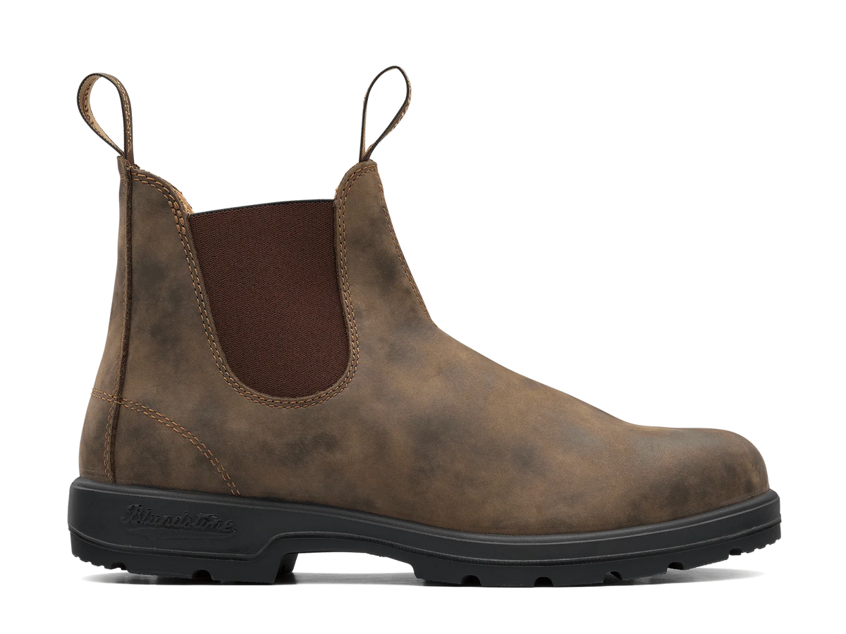 Blundstone CLASSICS #585 Chelsea Boot i Rustic Brown premium læder med XRD® stødabsorbering – køb hos butikalrum.dk.