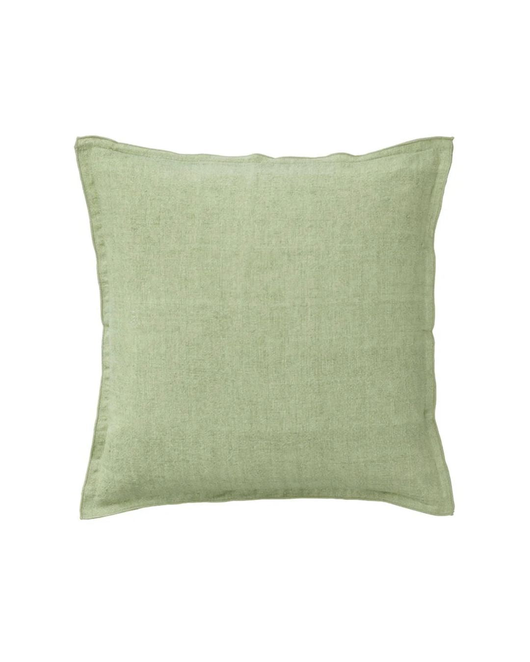 Bungalow linen pude 50x50 cm i farven grøn, linen laurel med inderpude, fremhæver tekstur og komfort i indretningen.