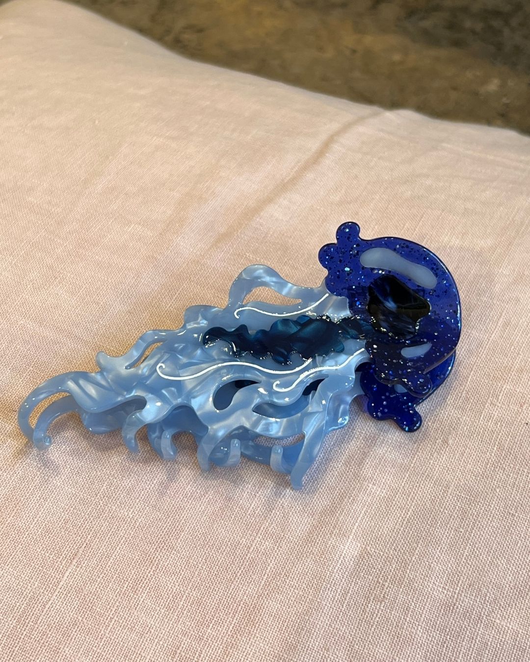 By Stær hårklemmer i sjove figurer og dyremotiver, dekorative og funktionelle hårklemmer