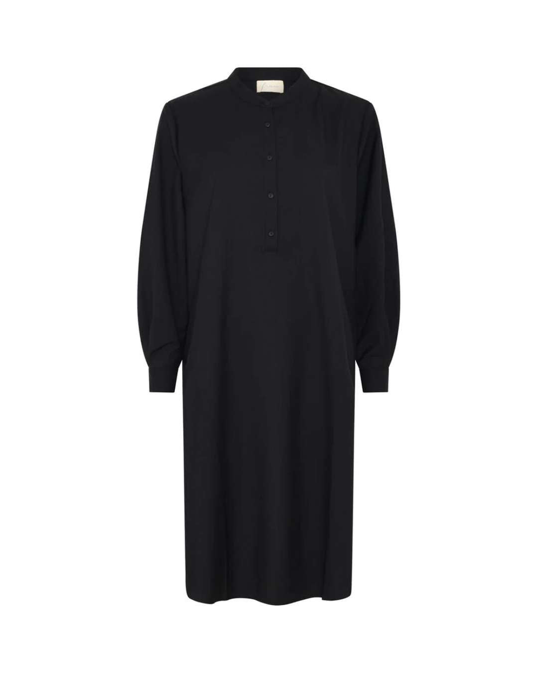 Barcelona skjorte med halv stolpelukning, kinakrave, diskrete sidelommer og høje slidser, i en elegant uldblend.