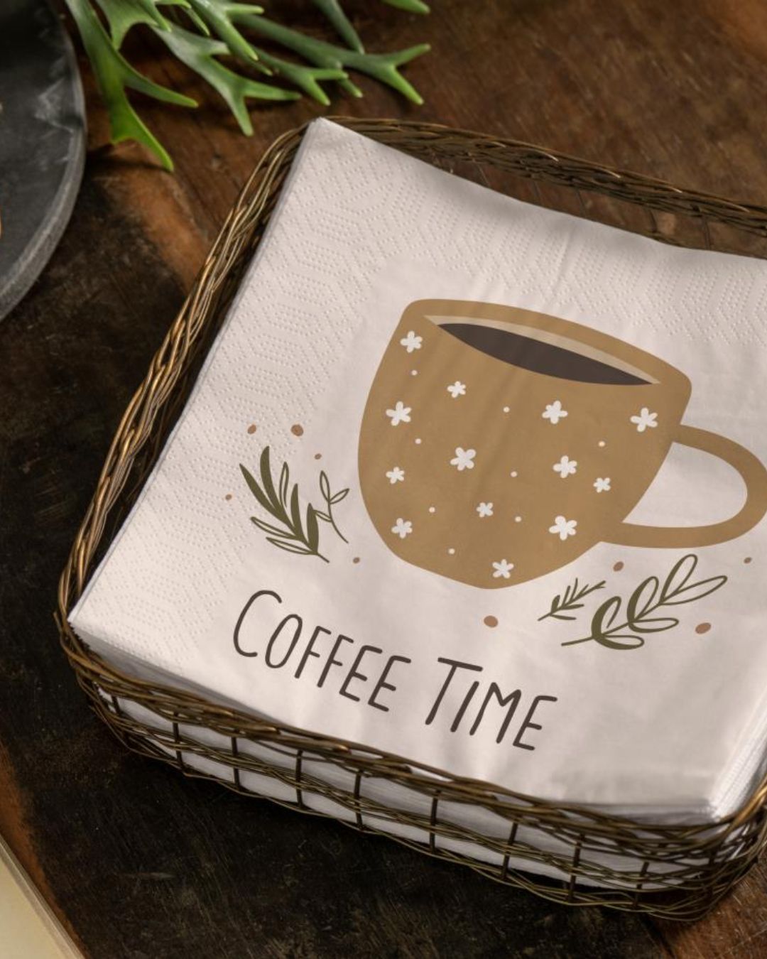 Servietter med teksten 'Coffee Time', ideelle til at skabe hygge ved kaffebordet