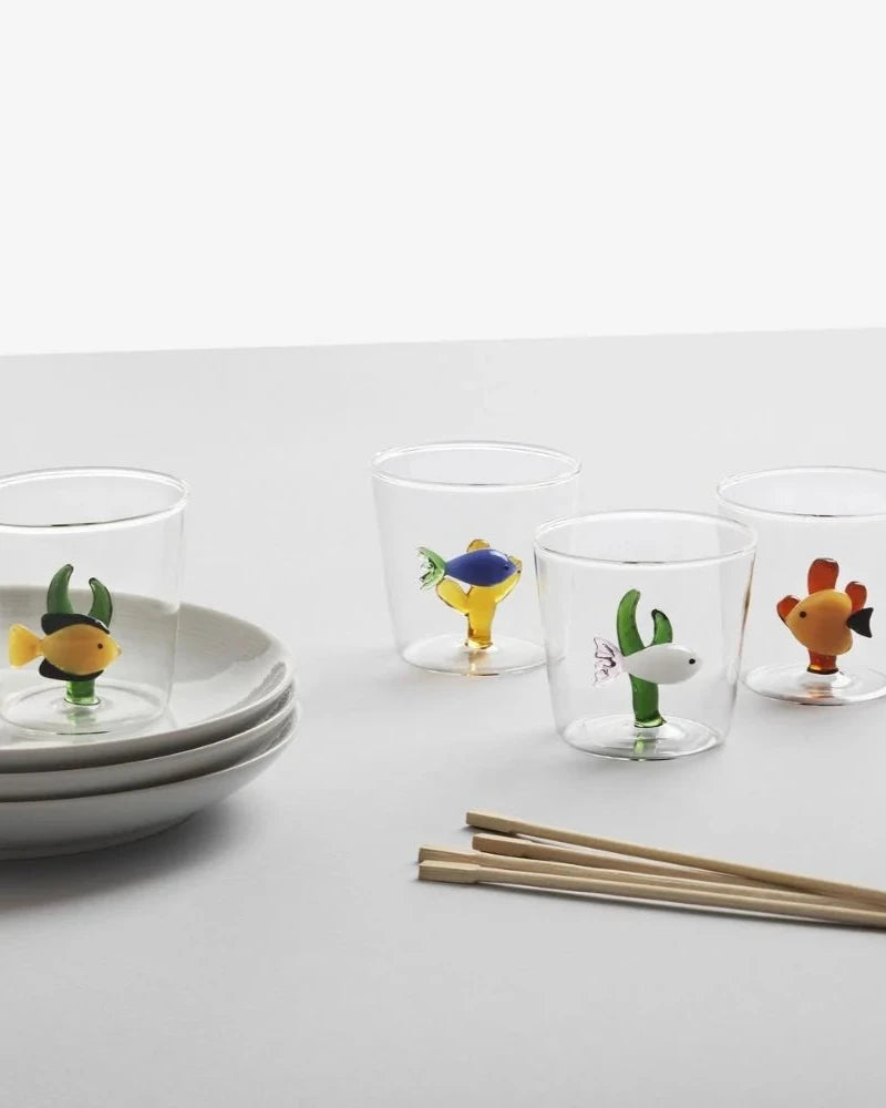 Marine Garden tumblerglas med lyserød fisk og blå tang fra Ichendorf