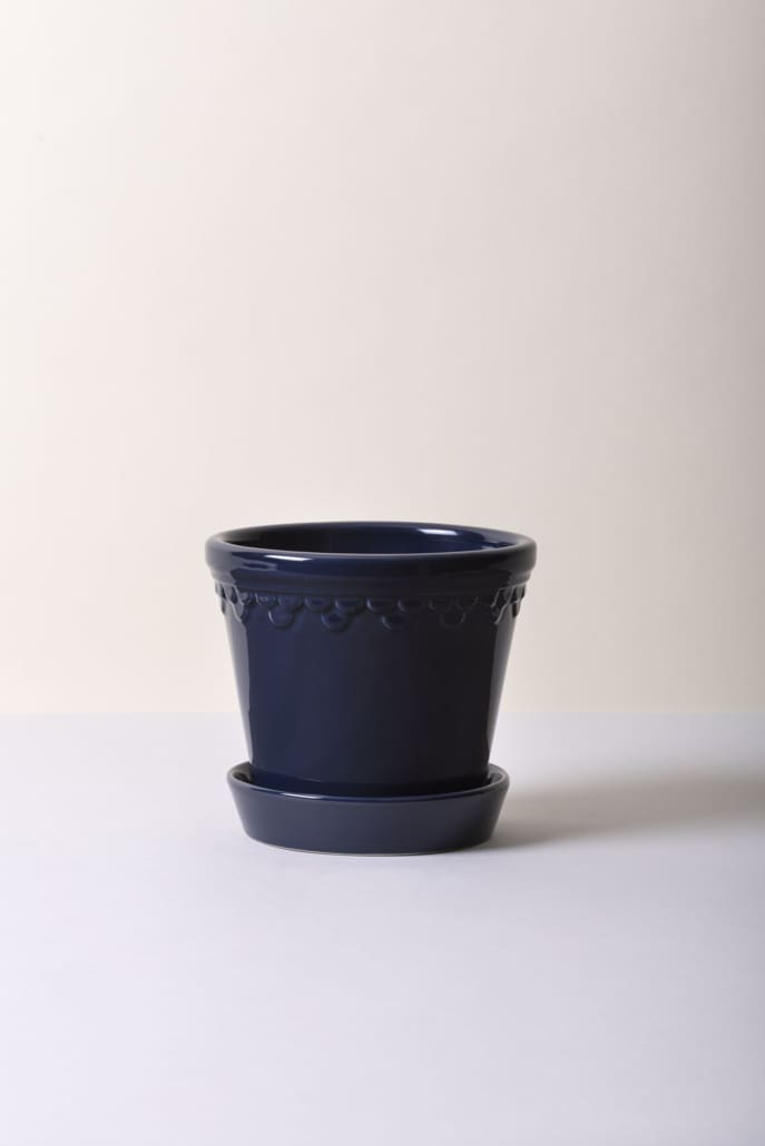 Københavner Glazed urtepotte fra Bergs Potter i Sapphire Blue, Ø12 cm – køb hos butikalrum.dk.