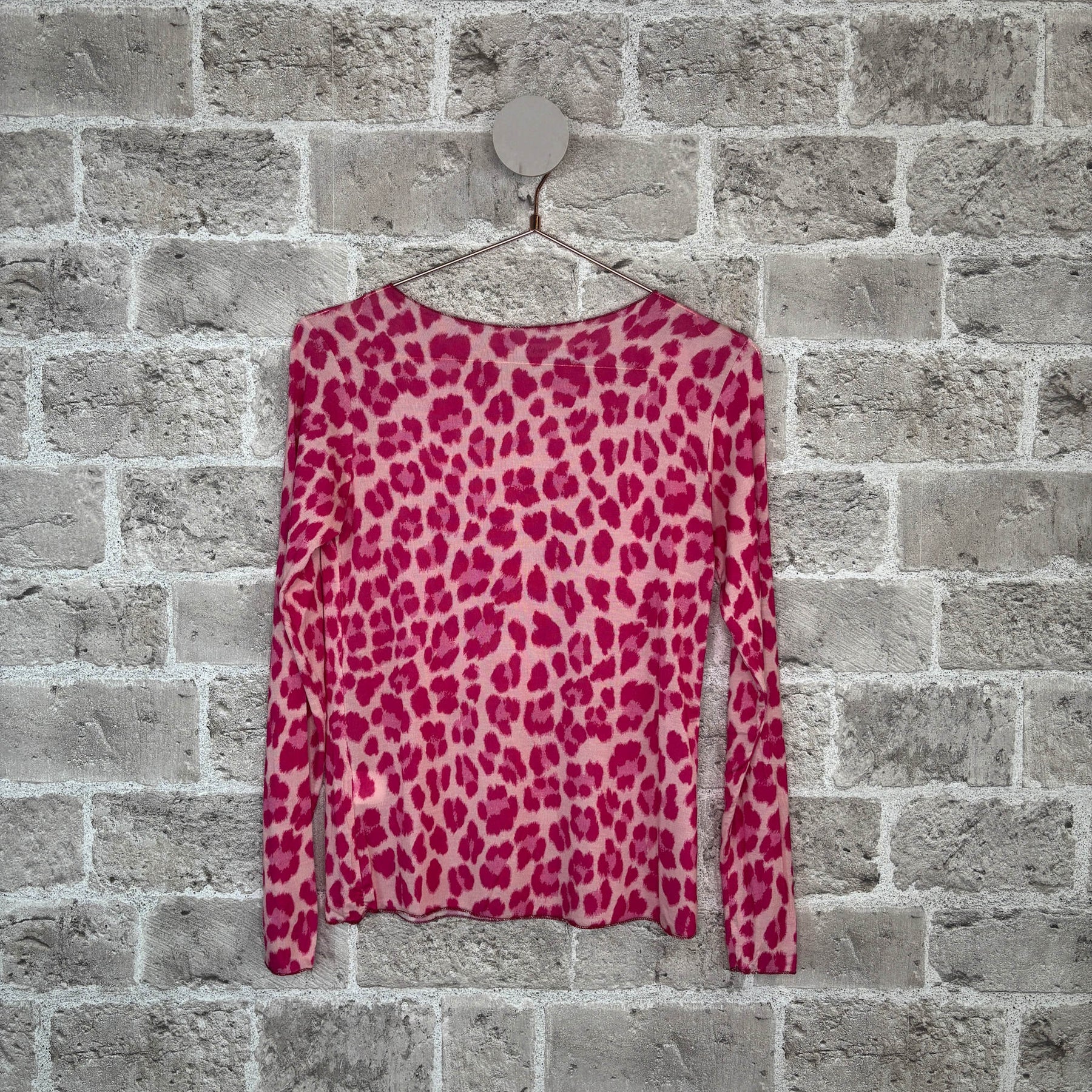 Leo Cash Mesh bluse i red og pink fra Cabana Living – køb hos Butik Alrum