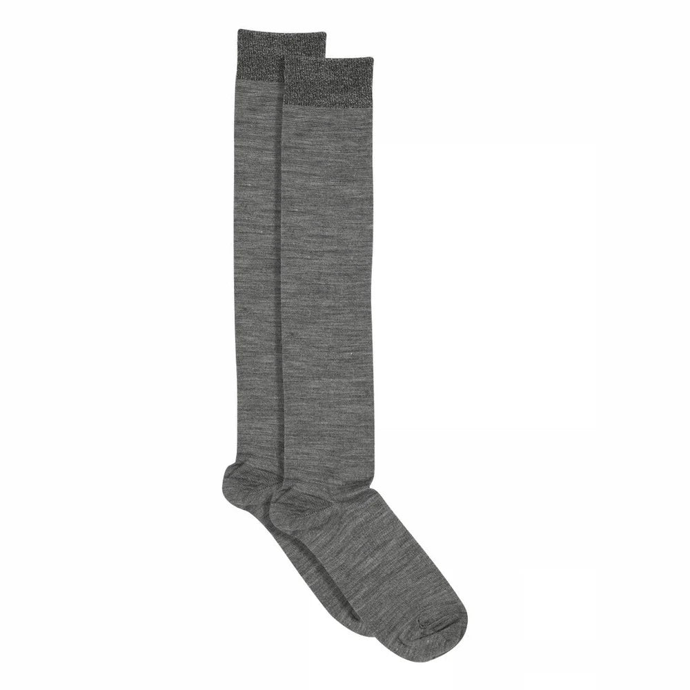 Wool/Silk Knee Socks fra MPwoman, bløde knæstrømper i uld og silke med elegant glimmerkant – fås i Deep Navy, Black, Dark Brown og Medium Grey Melange – køb hos butikalrum.dk.