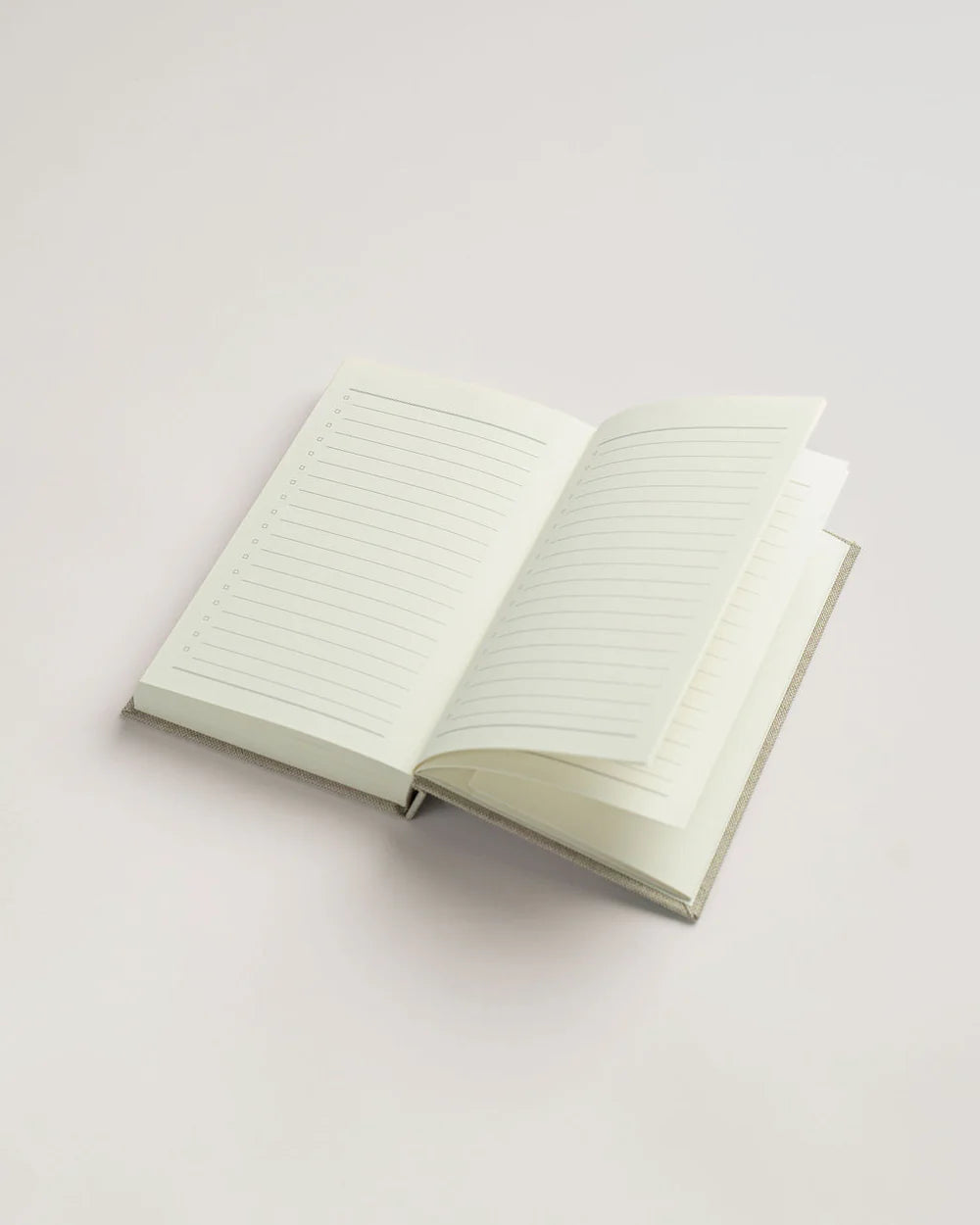 Æstetisk notesbog fra Atelier Aarhus med 365 blanke sider – køb hos butikalrum.dk