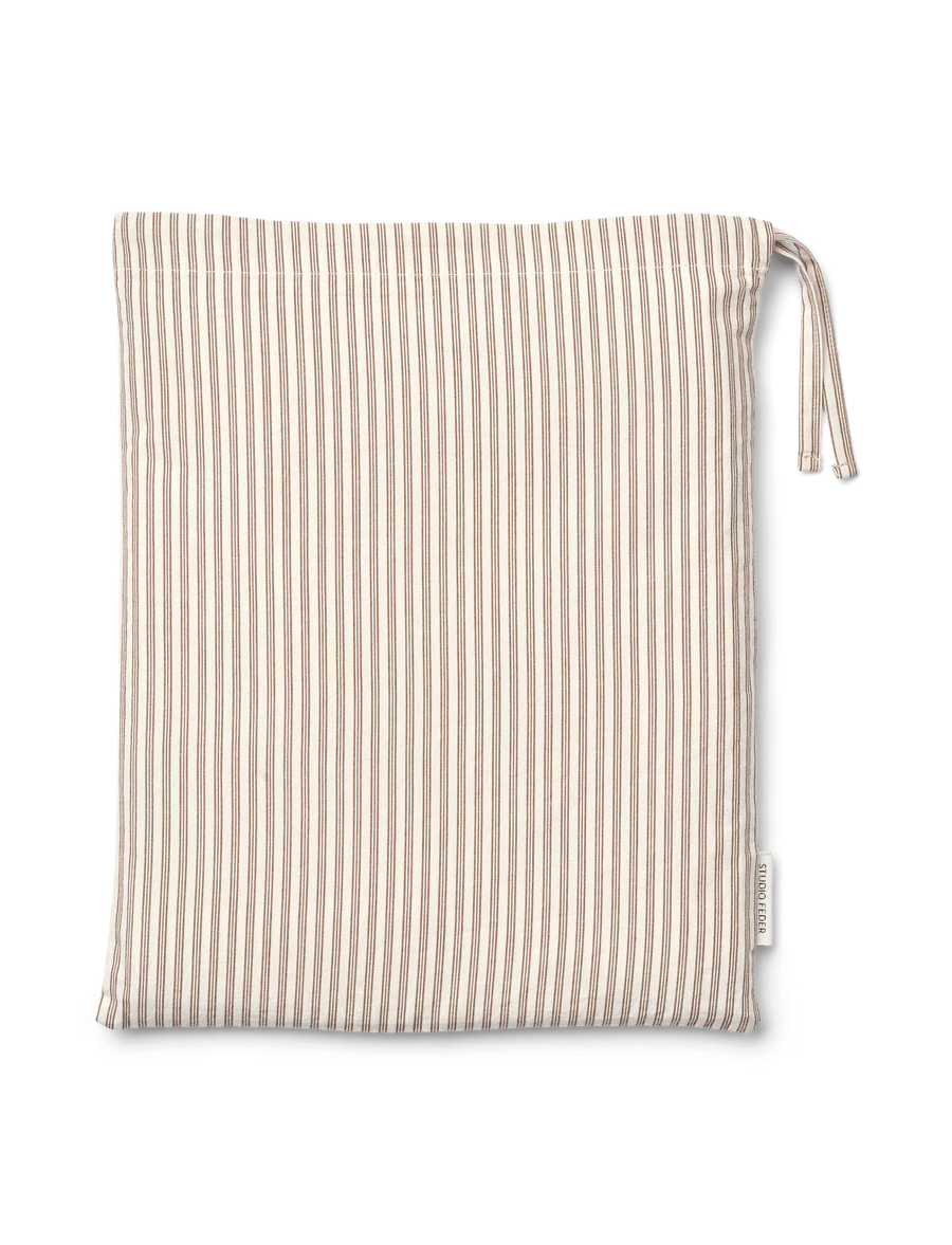Sengetøj Brown Beach Stripe – køb hos butikalrum.dk