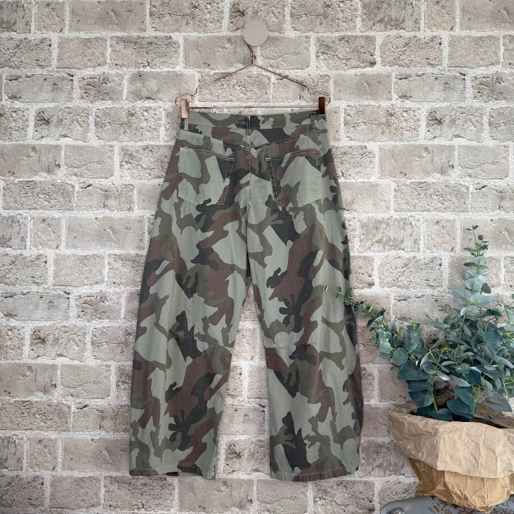 Cabana Living Wild Balo buks i camo print med bomuld og elastan – køb hos Butik Alrum