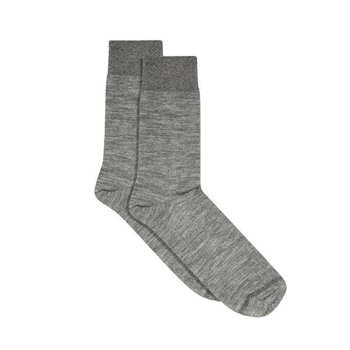 Køb bløde uldstrømper med glimmer i grey melange fra MPwoman hos Butikalrum.dk – i temperaturregulerende merinould