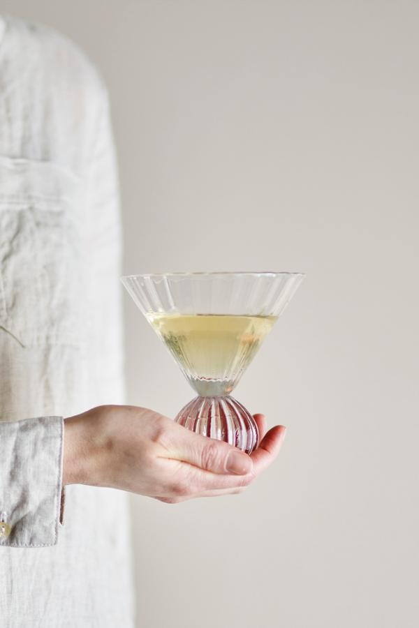 Taurin cocktailglas i mundblæst glas – køb hos butikalrum.dk