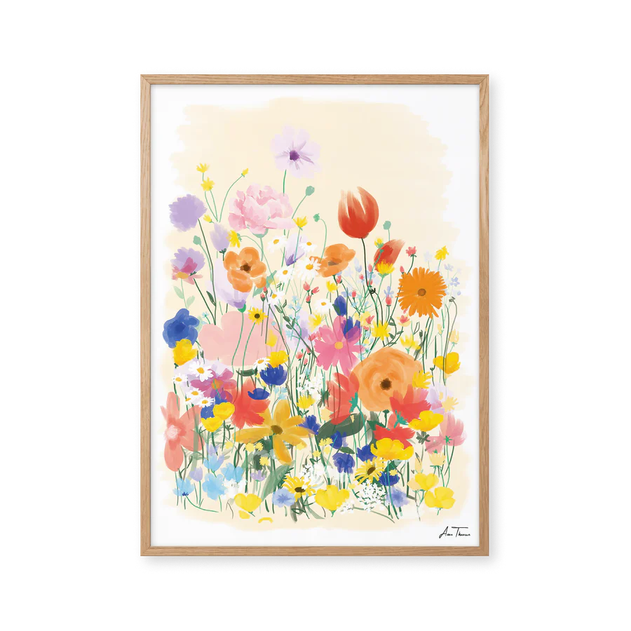 Flower field af Anna Thomsen, der forestiller en blomstermark. Giclée tryk på eksklusivt kunstpapir.