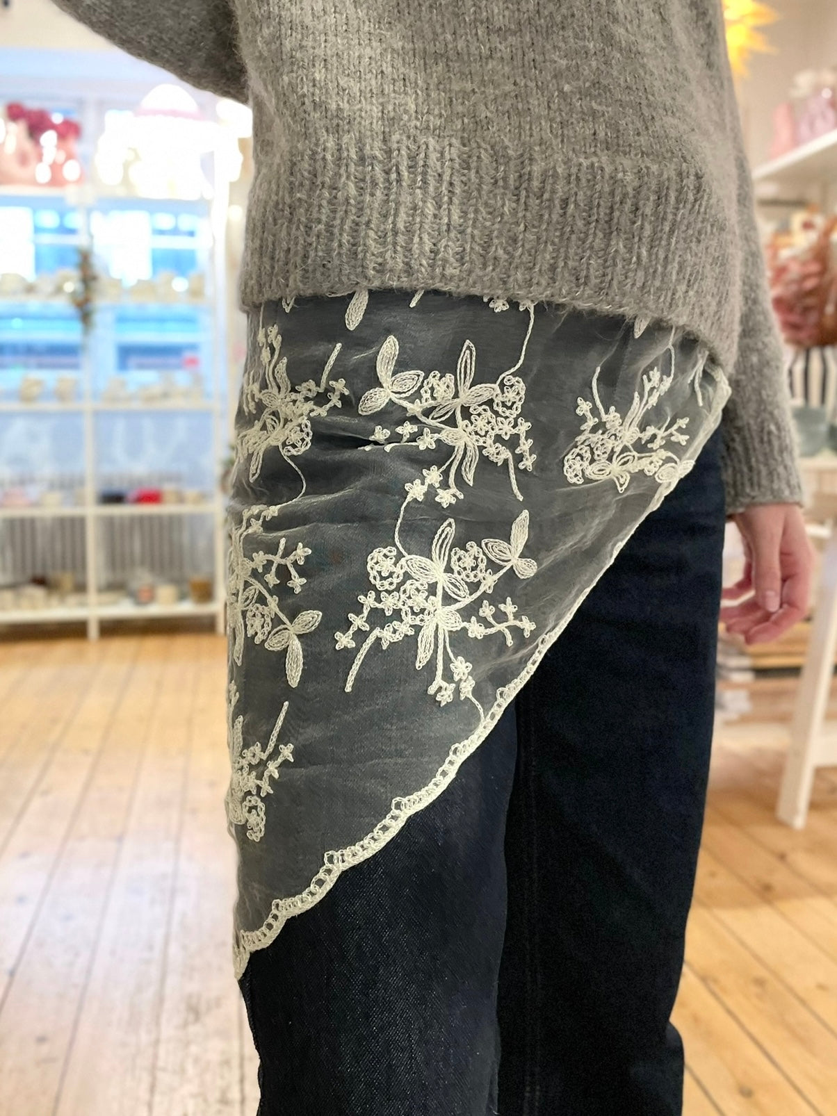 Blondetørklæde - Råhvid