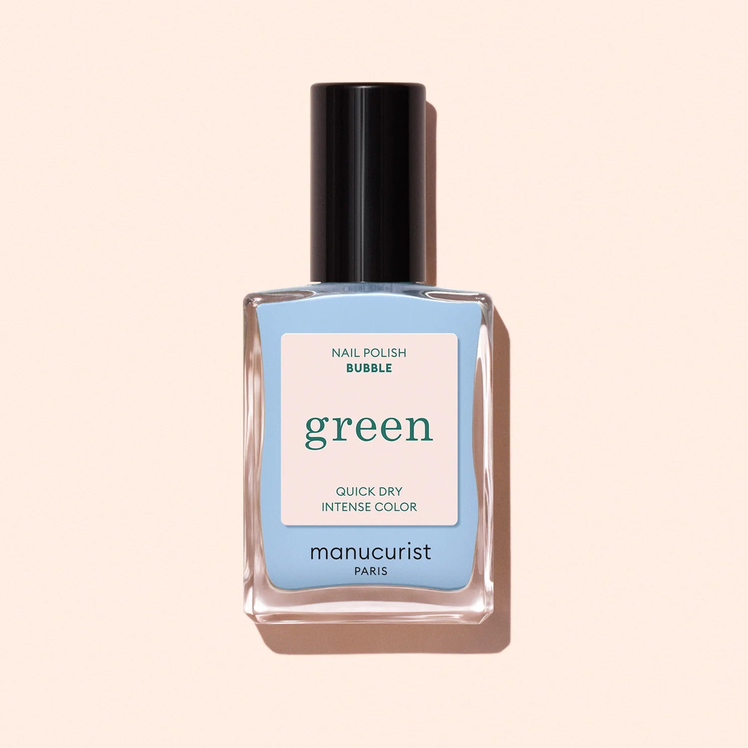 Lyseblå neglelak med grå undertoner fra Green™-serien, Green Bubble, tilgængelig hos butikalrum.dk – frisk og elegant farve.