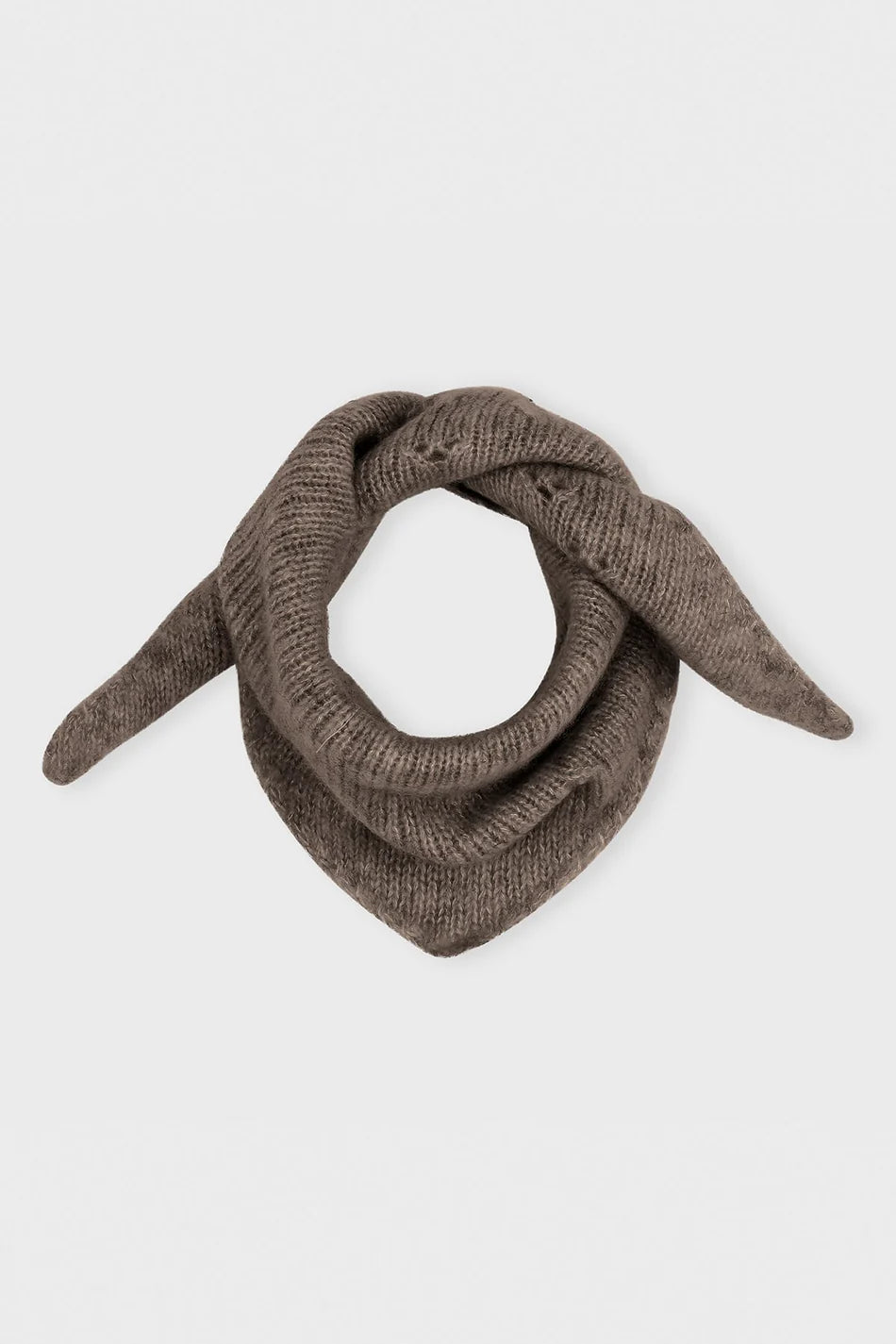 Trekantet Harmonie tørklæde fra Care by Me i blød cashmere/silke-blanding med feminint mønster, håndlavet i Kathmandu, Nepal