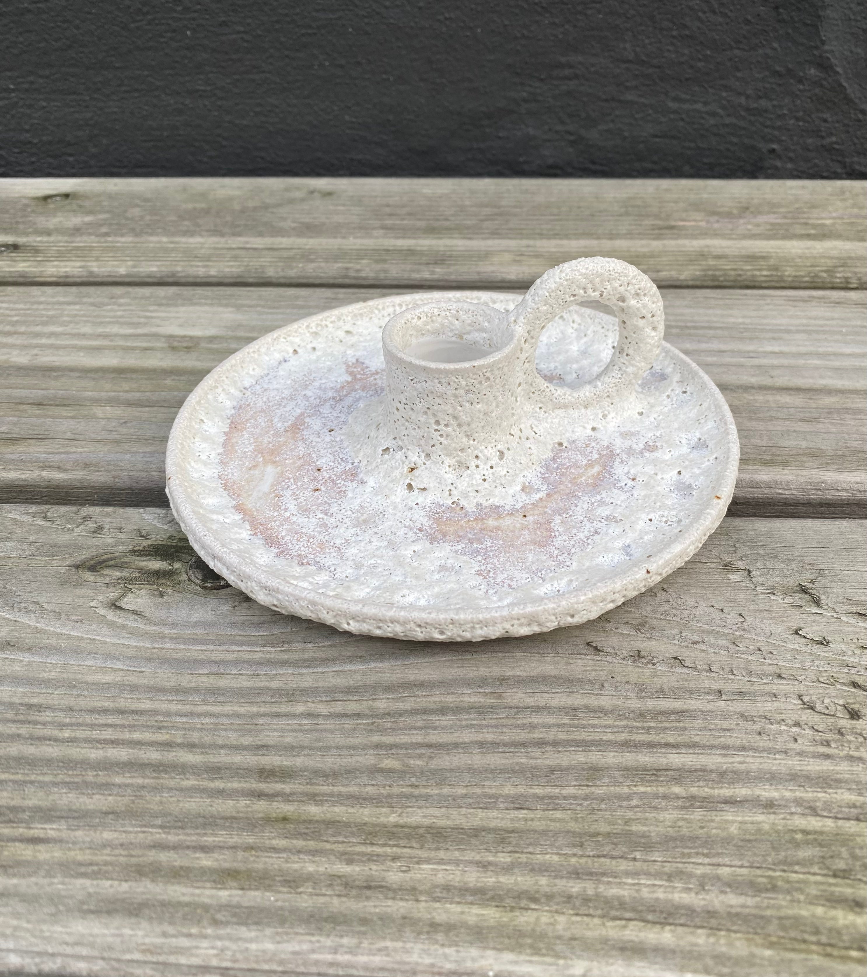 Lysestage med kraterglasur