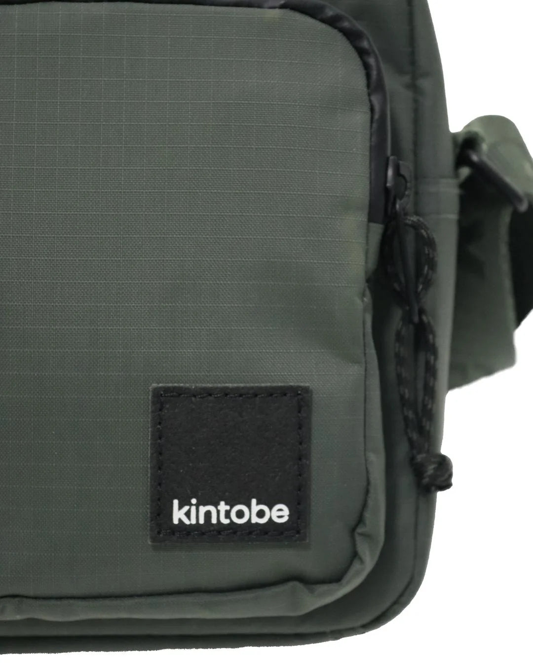 Kintobe MILES crossbody-taske i Zen Green – køb hos butikalrum.dk.