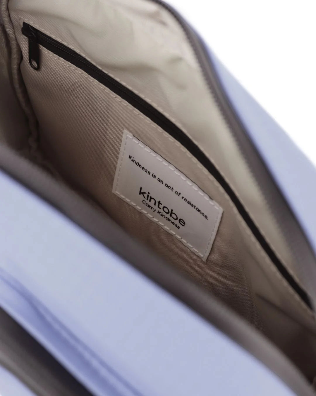 MILES messenger bag i Skyline Blue fra Kintobe – køb hos butikalrum.dk