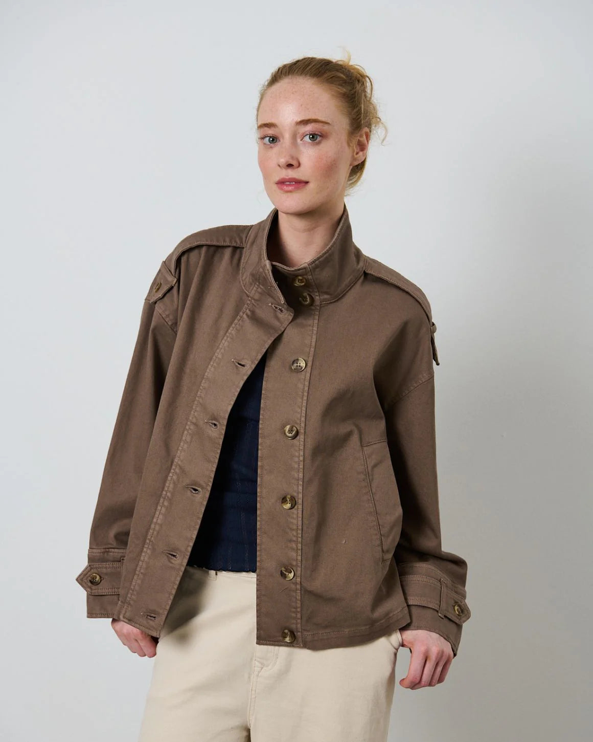 Nature Jacket i Soil Brown fra La Rouge – køb hos butikalrum.dk