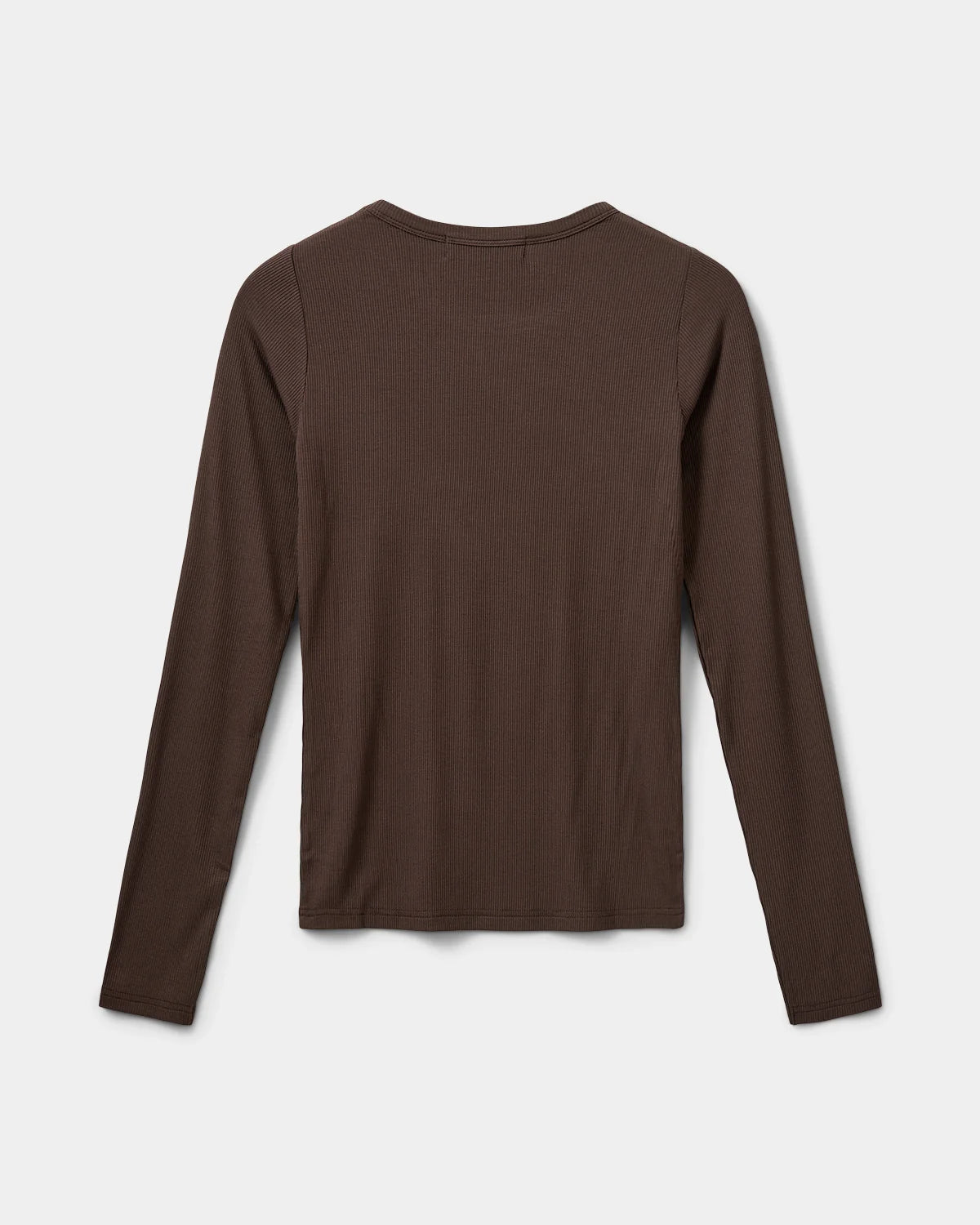 PETRICIASW langærmet T-shirt fra Sofie Schnoor i Brown Fudge med slim-fit pasform – køb hos butikalrum.dk.