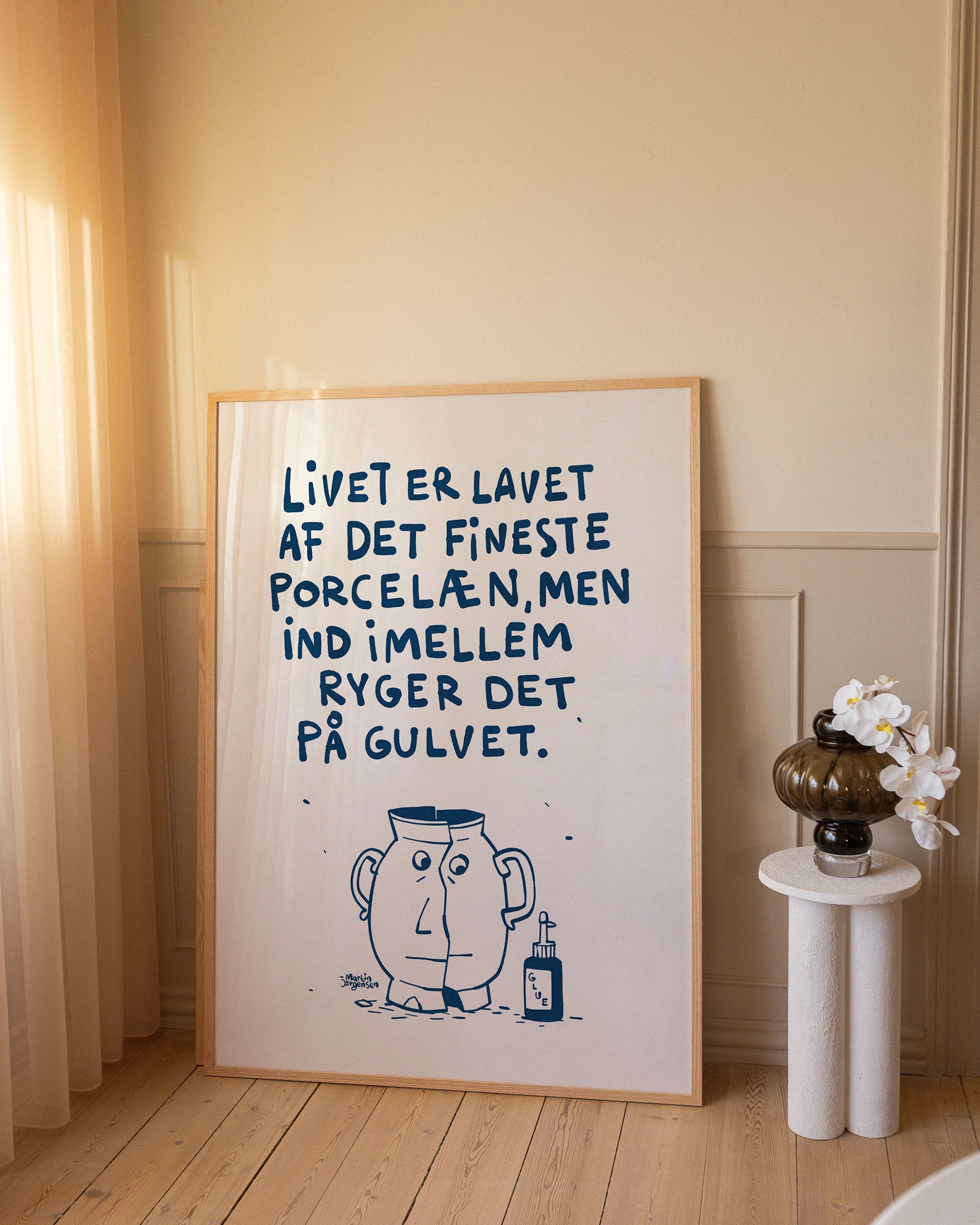 Illustreret kunstplakat med abstrakt motiv – “Porcelæn” af Martin Jørgensen, kurateret af Peléton.