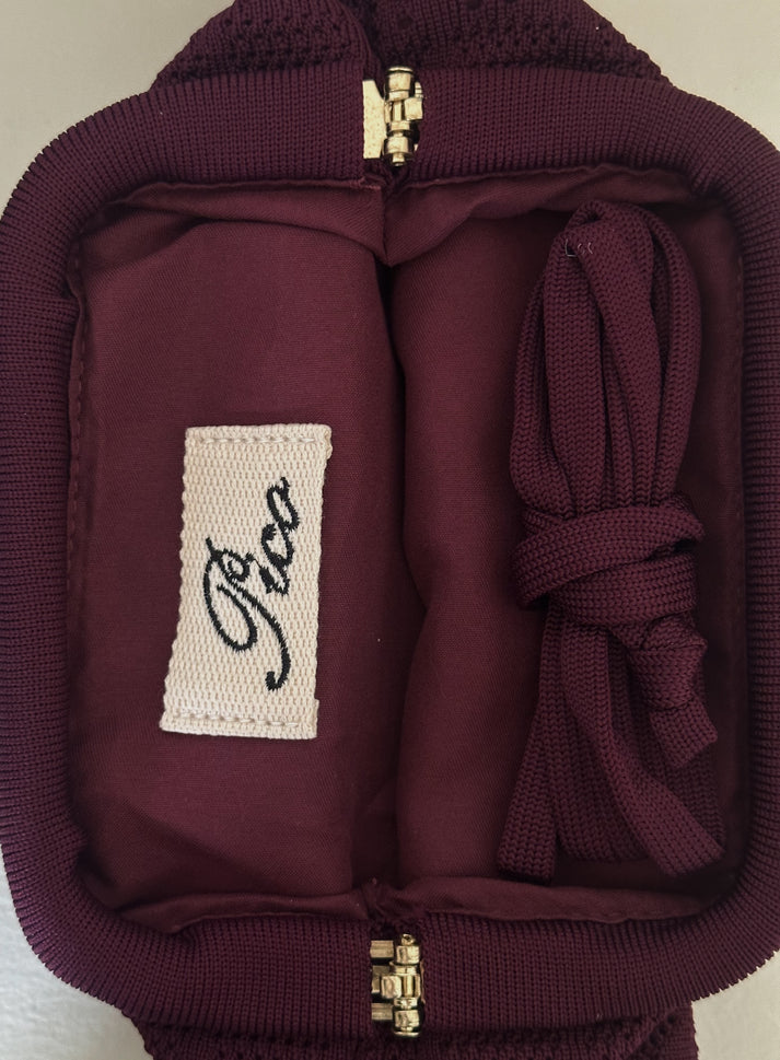 Small Rosalia clutch i Plum Lace fra Butikalrum.dk – kan bruges som clutch eller skuldertaske, køb hos butikalrum.dk