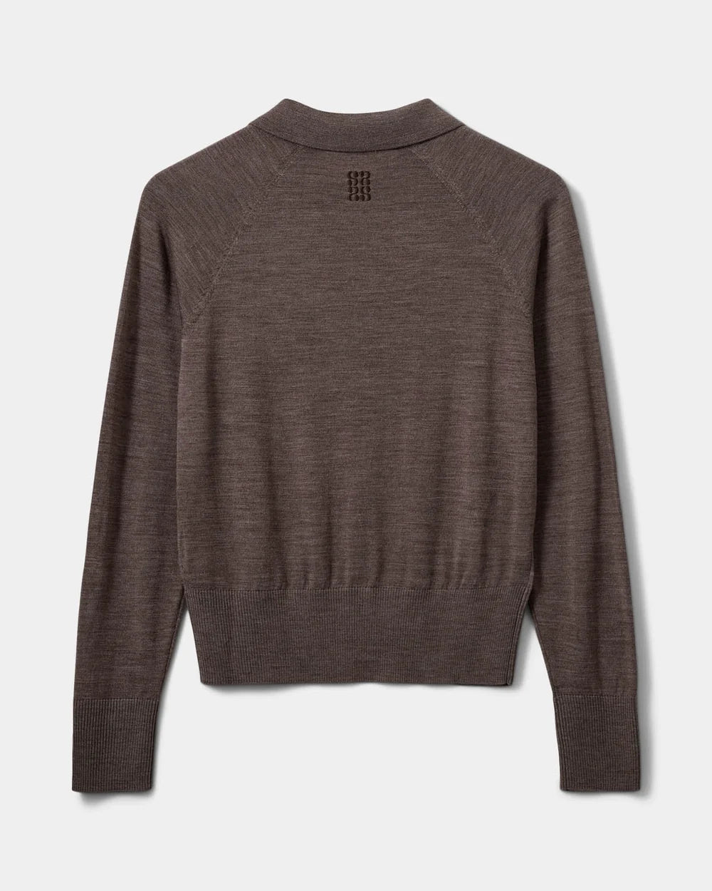 SELENESW Knit Polo fra Sofie Schnoor i Brown Melange, fremstillet i 100% merinould – køb hos butikalrum.dk.