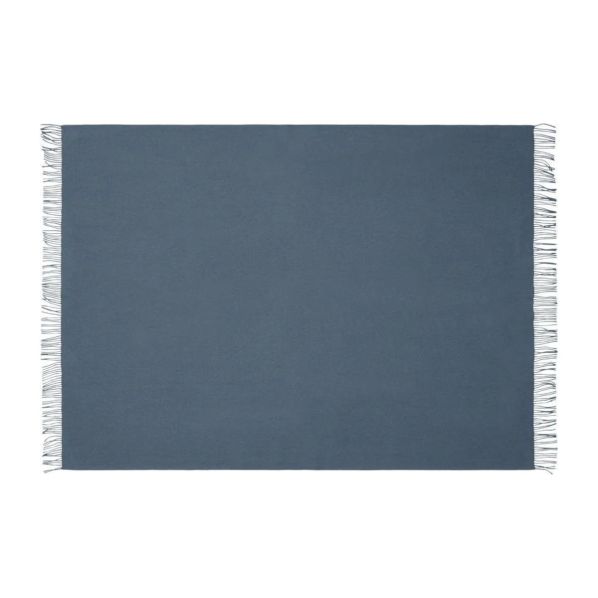 Season plaid fra Silkeborg Uldspinderi i Fjord, 130x200 cm, vævet i 100% New Zealandsk lammeuld – køb hos butikalrum.dk.