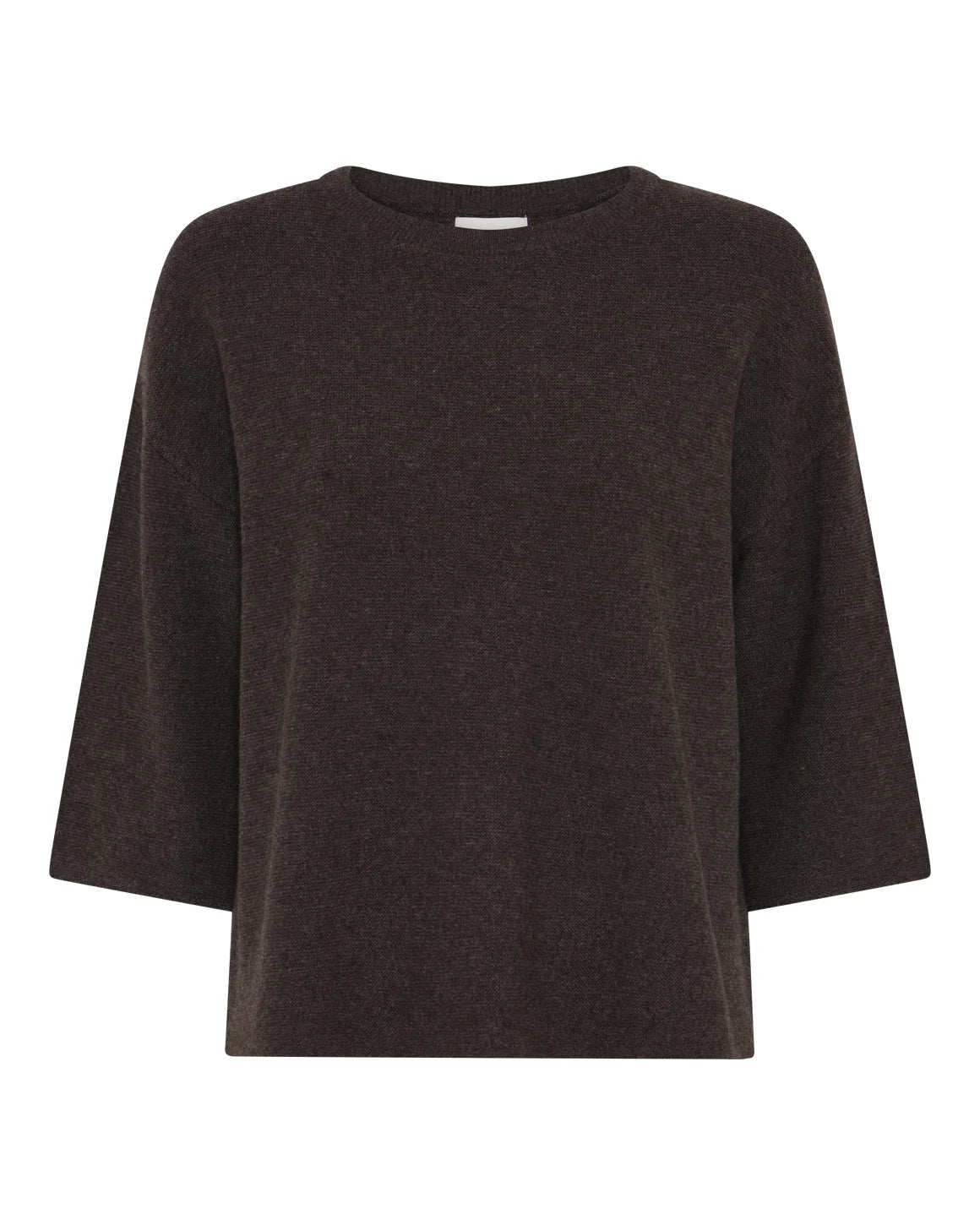 Sissel Knit fra La Rouge i Brown Melange med afslappet pasform og brede 3/4-ærmer i blød yakdown og ultrafine wool – køb hos butikalrum.dk.