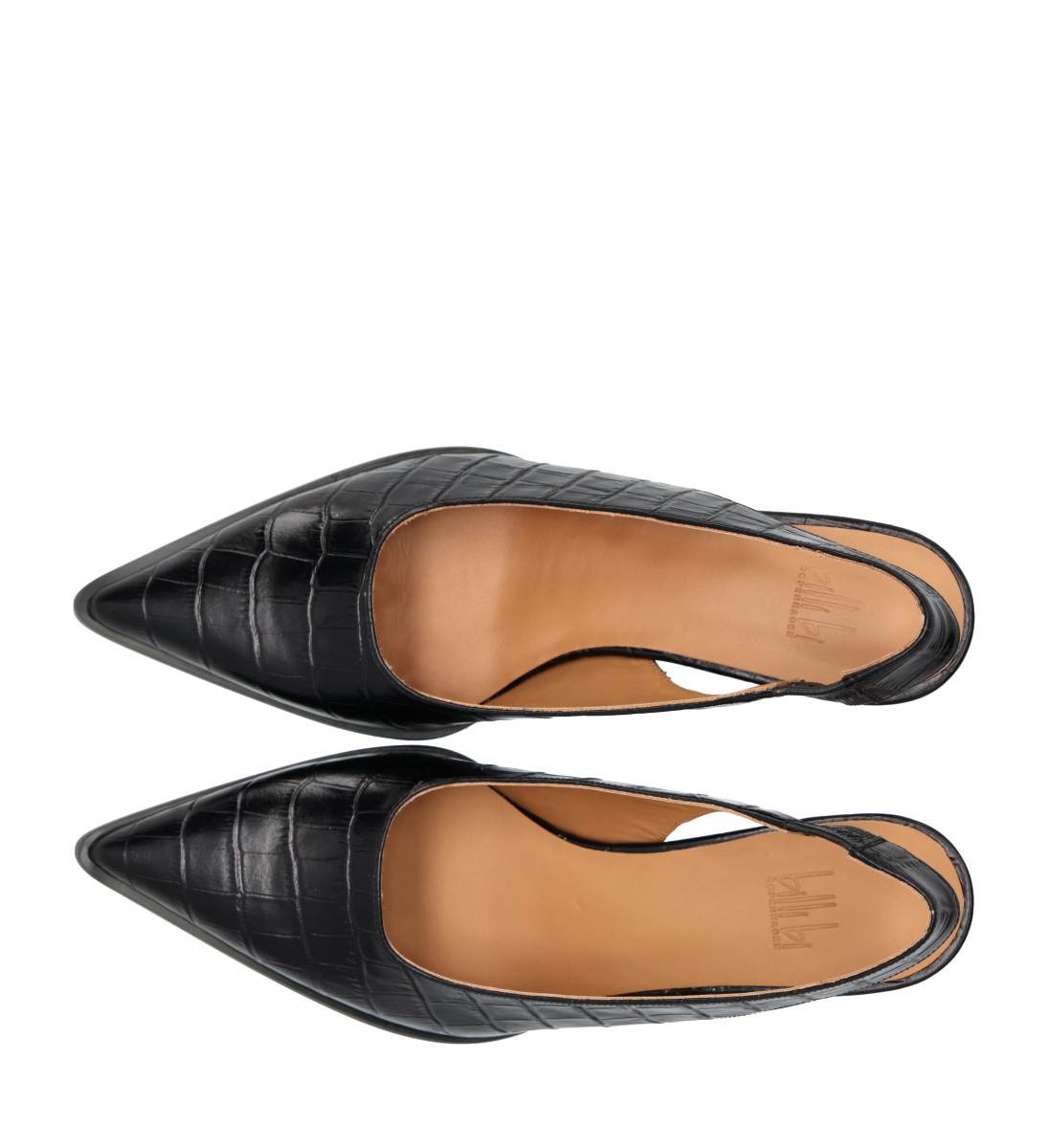 Slingback i præget læder med spids tå, slank hæl og elegant slingback-rem.
