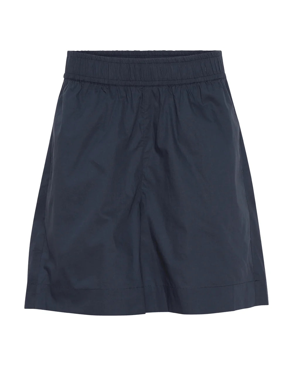 Sydney Shorts fra FRAU i 100% økologisk bomuld med elastisk talje og løse ben – fås i flere farver, køb hos butikalrum.dk.