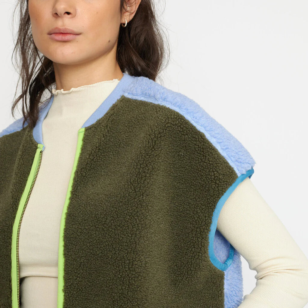 Selfhood Teddy Vest 77202 Army – køb hos butikalrum.dk