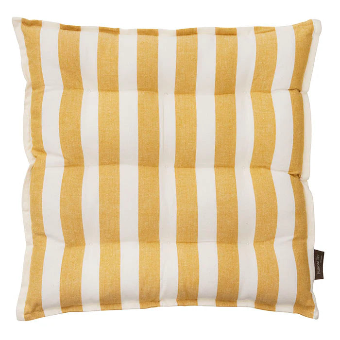 Seat Cushion Roma Honey 45x45 cm med gule striber fra Bungalow – køb hos Butik Alrum