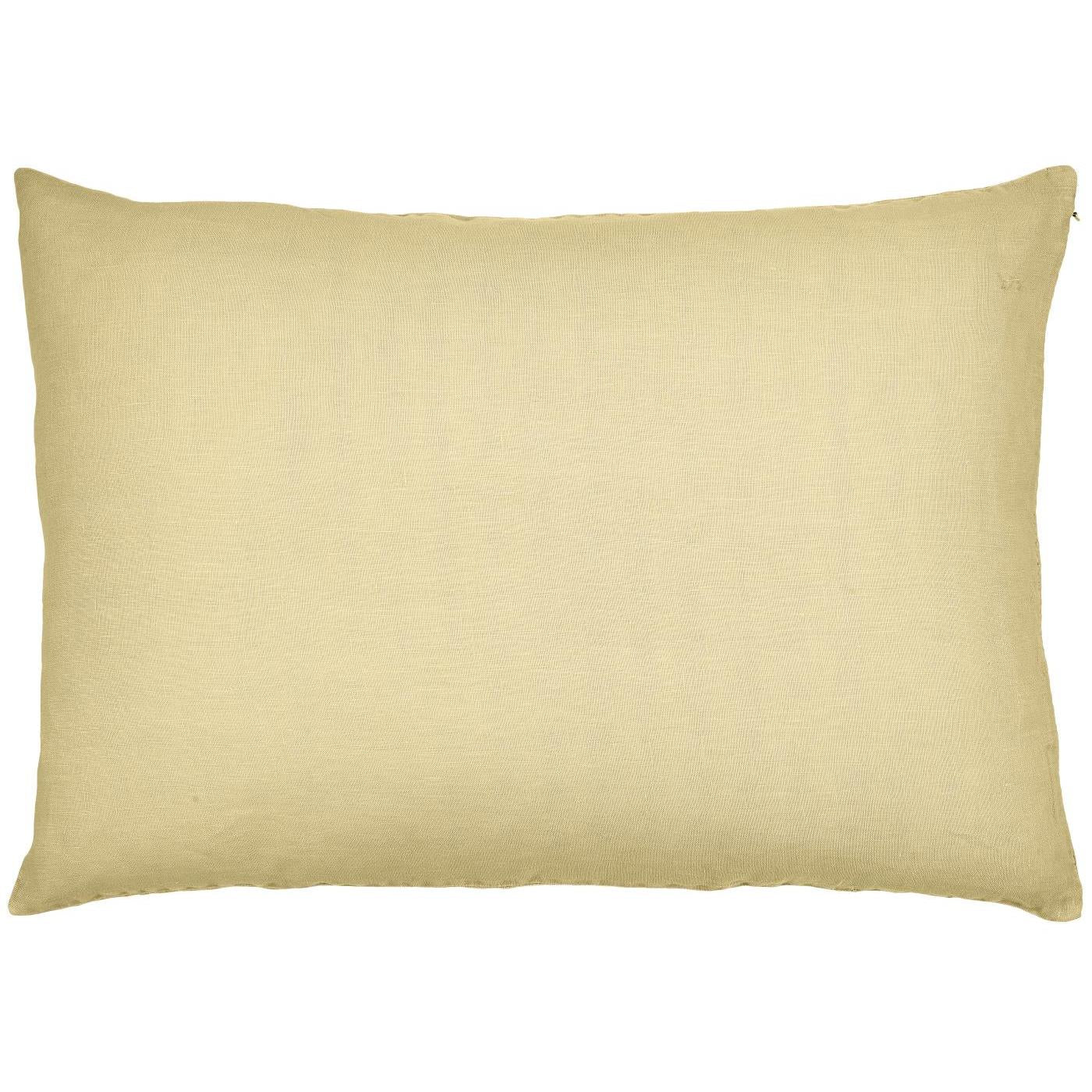 Pudebetræk i 100% hør i farven Lemon Drop, størrelse 50x70 cm inkl. pudefyld – køb hos Butik Alrum på Amager eller online på butikalrum.dk.