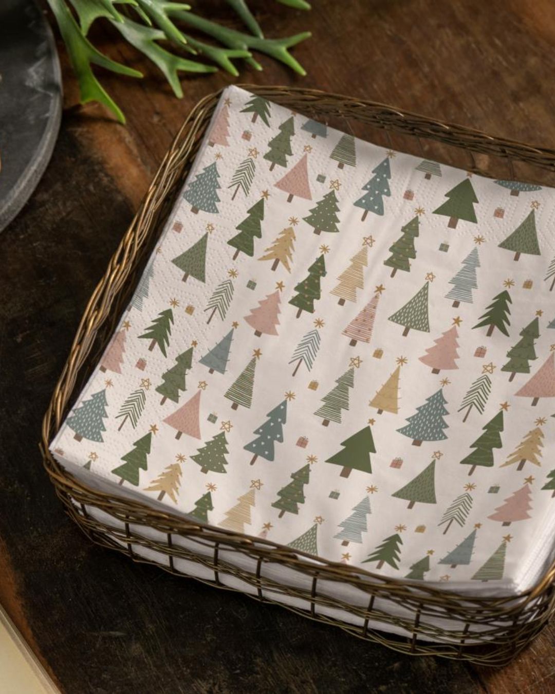 Juleservietter med søde julemotiver, perfekt til at skabe hygge ved bordet i de kolde måneder