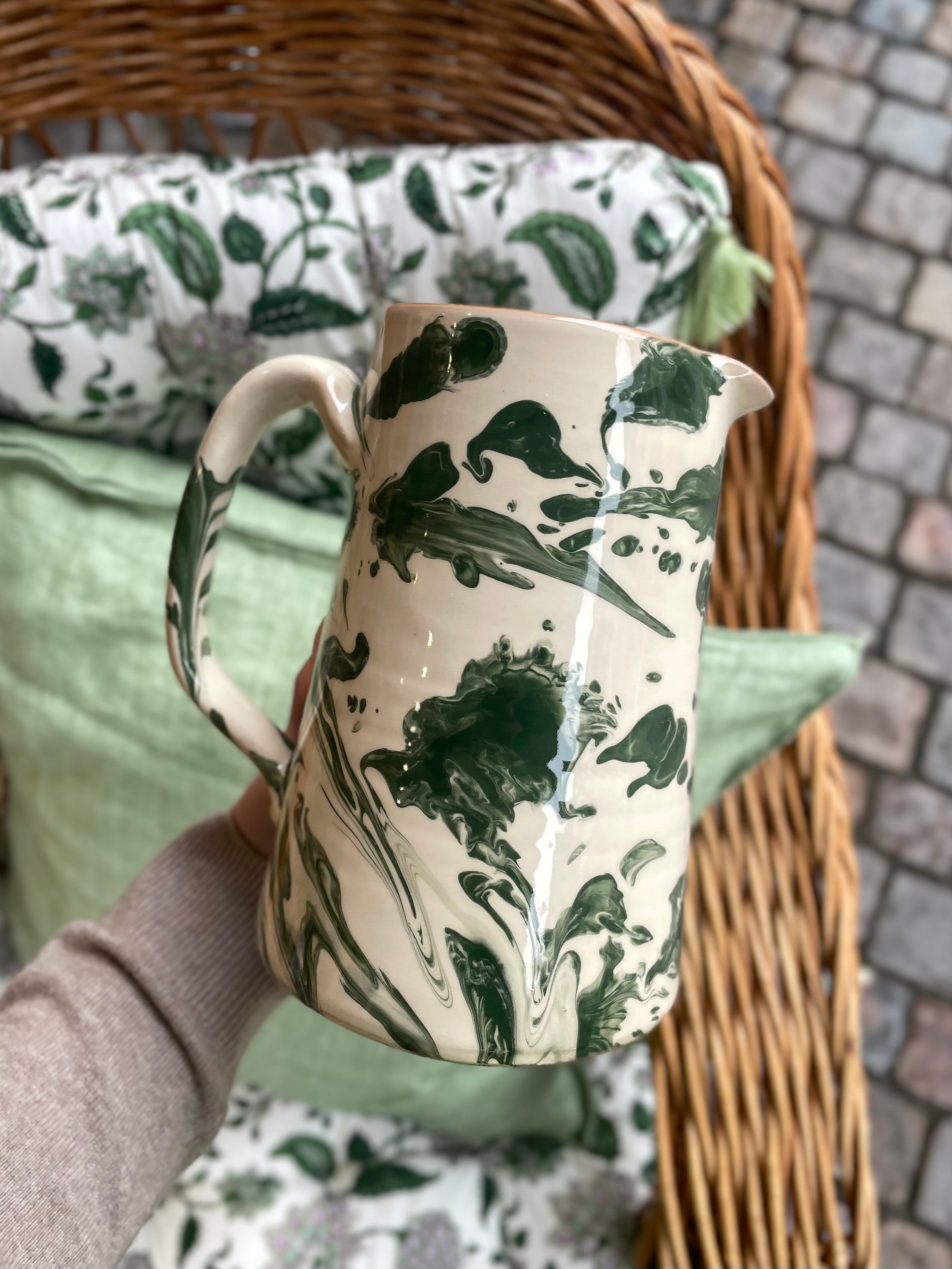Elegant splash kande i grøn – køb hos butikalrum.dk
