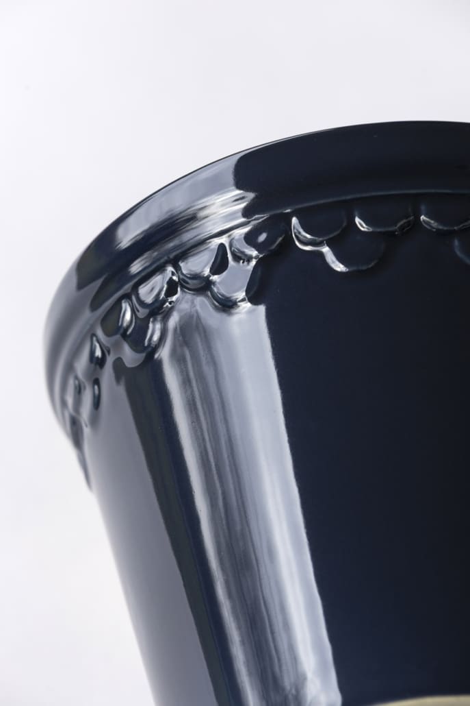 Københavner Glazed urtepotte fra Bergs Potter i Sapphire Blue, Ø14 cm inkl. underskål – køb hos butikalrum.dk.